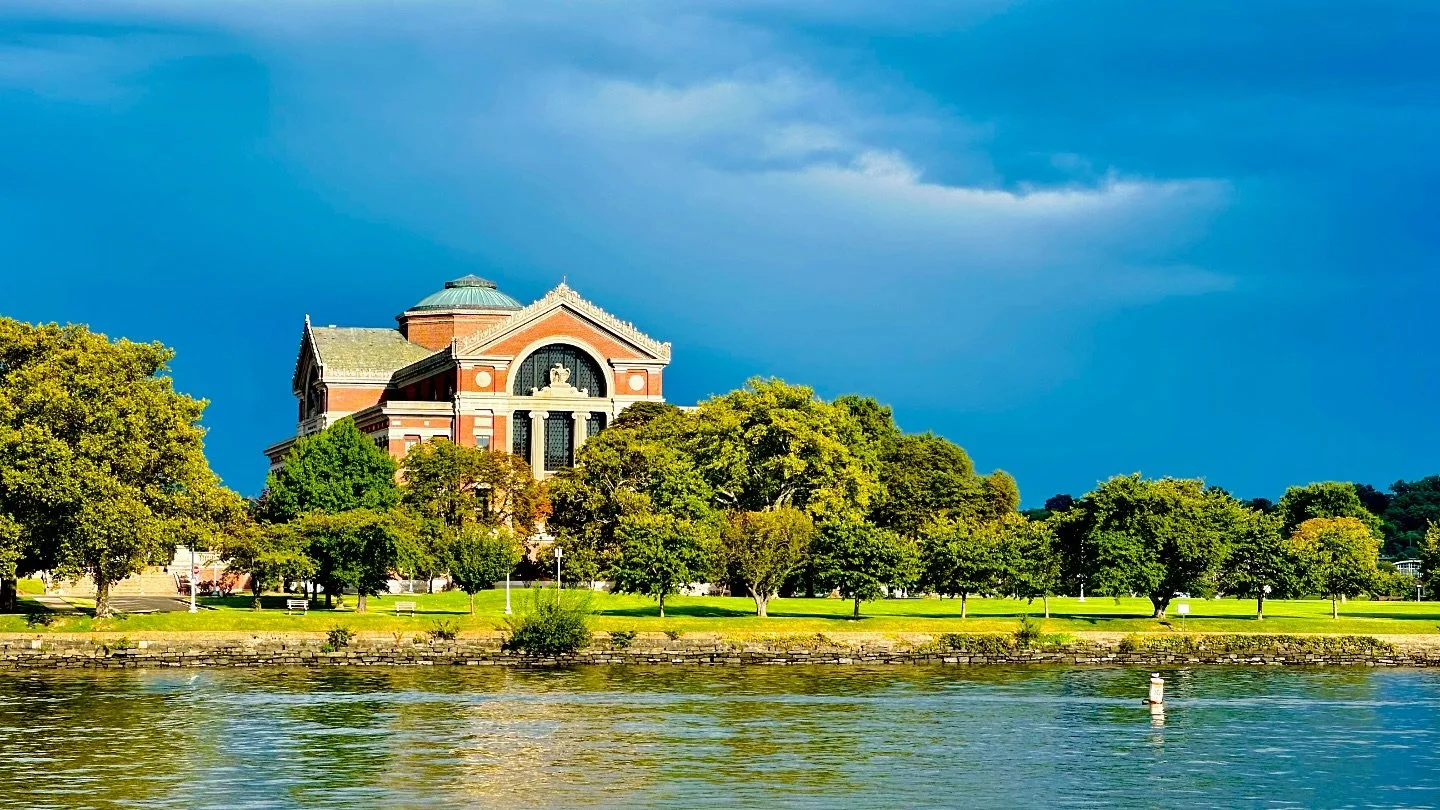 Clouds add drama. Beautiful light this evening.