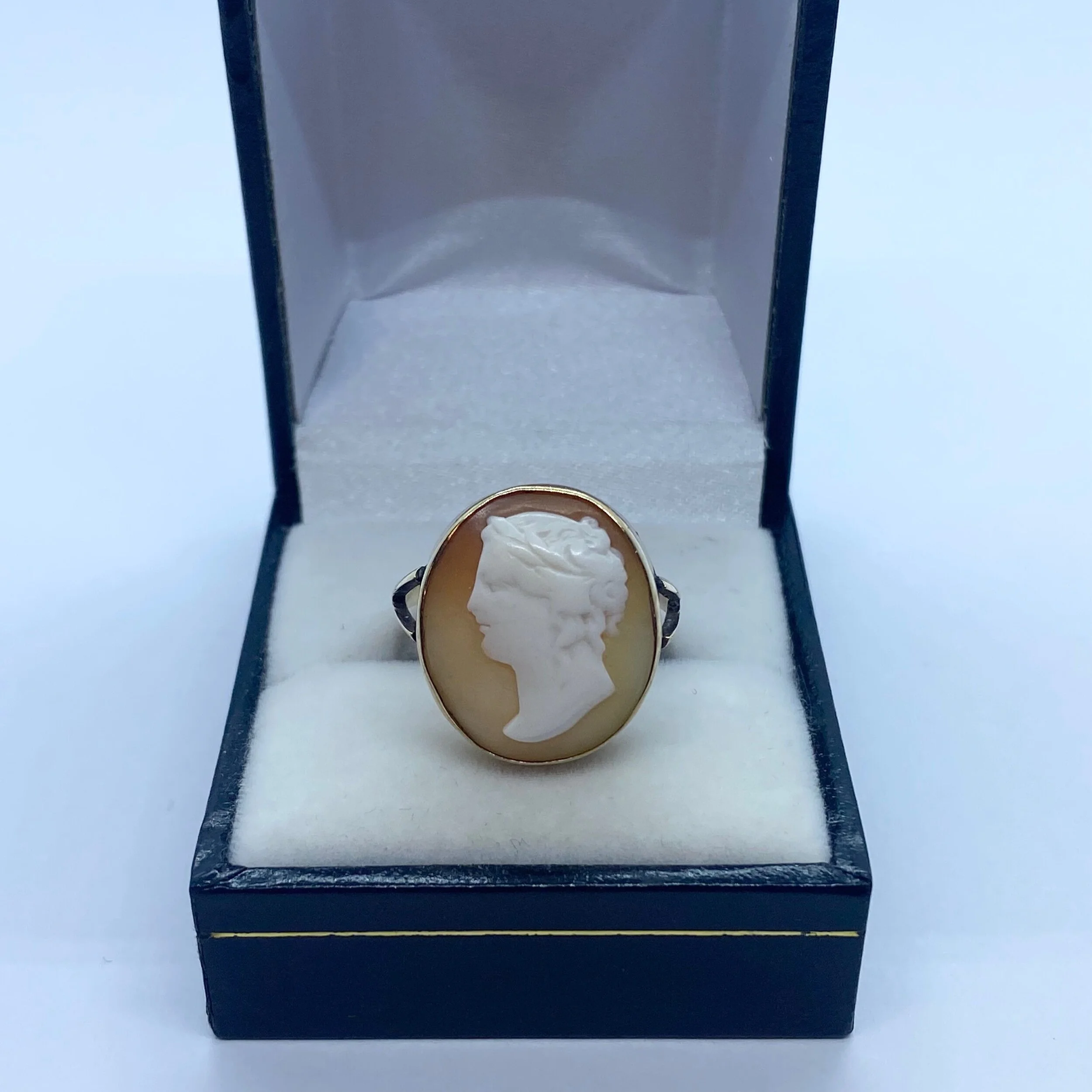 5B3BAFE2-293F-44EE-BA63-AAFF93DB4096