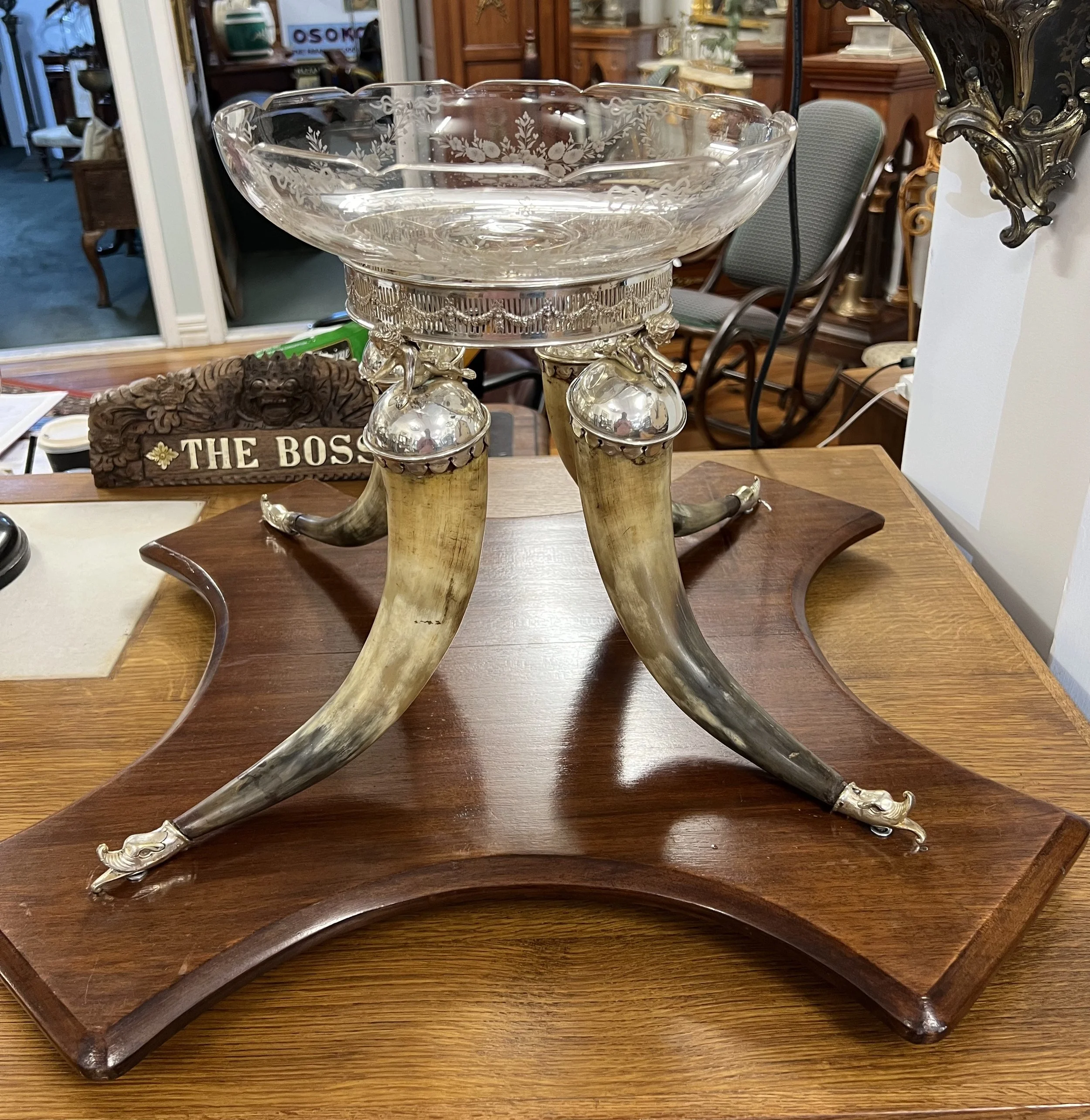 Cow horn and silver Scottish centre piece