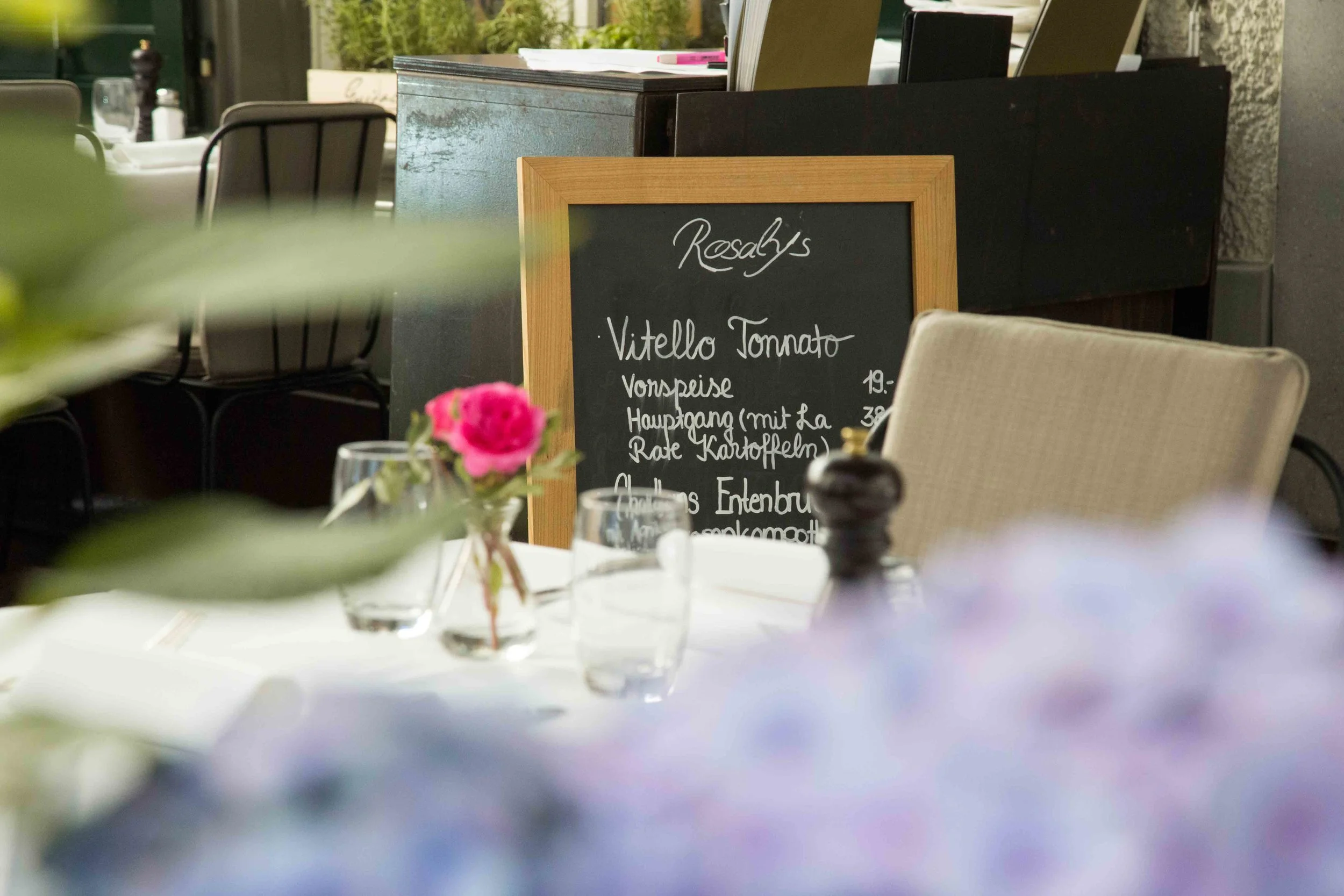 Garten — Rosaly's Restaurant & Bar, Zürich am Bellevue