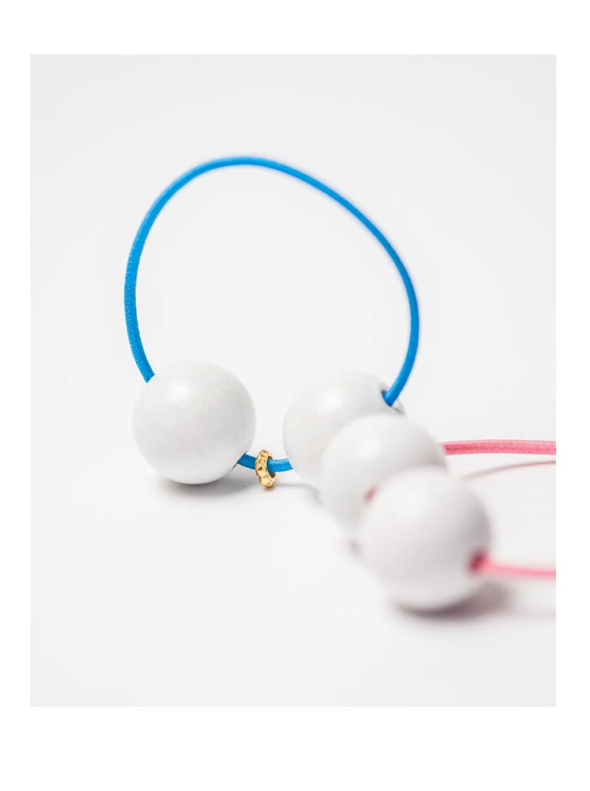 BIG WOODY HAIR TIE WHITE / BLUE