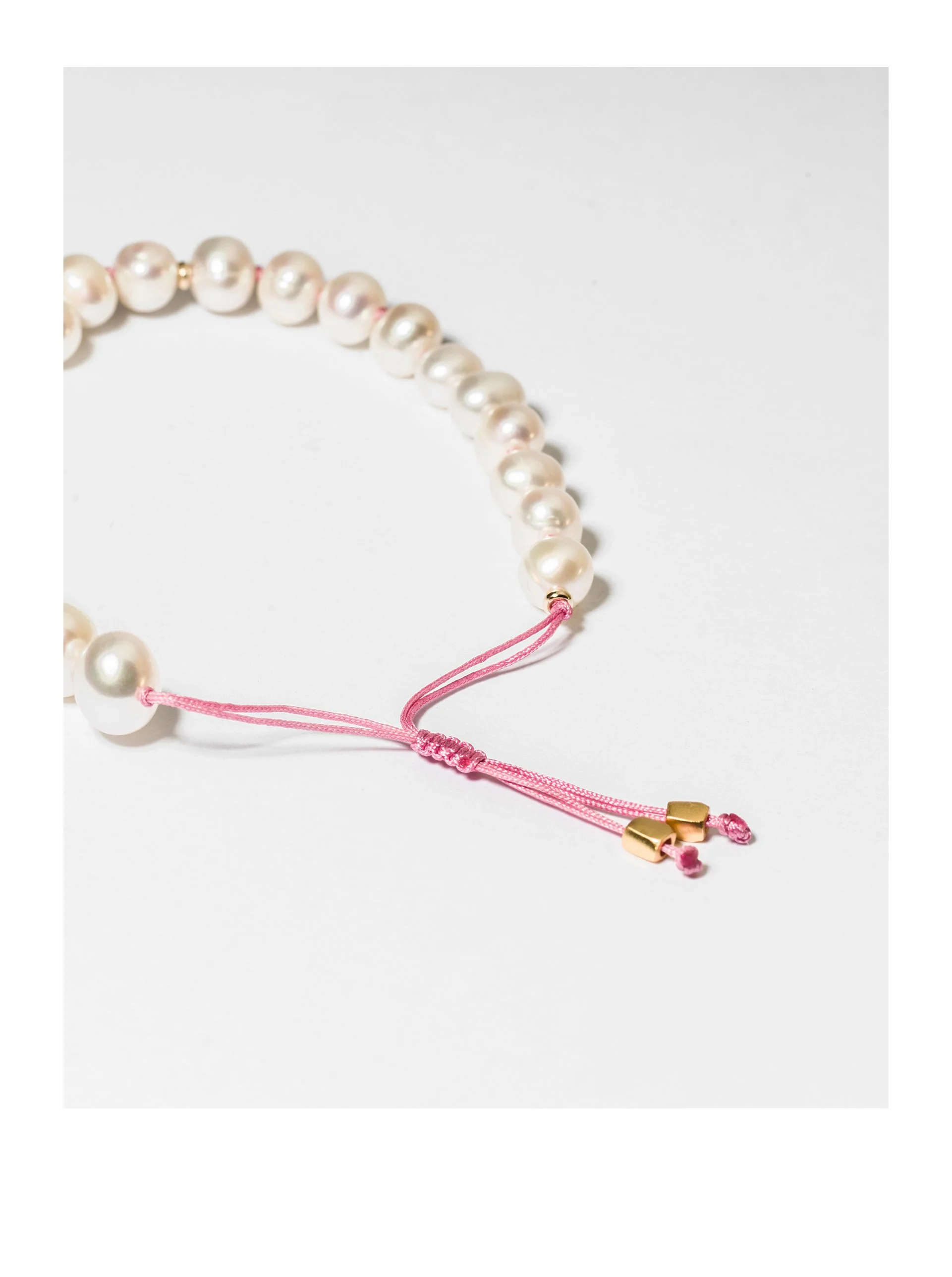gibui-jewellery-pearl-bracelet-no.1-pink-03.jpg