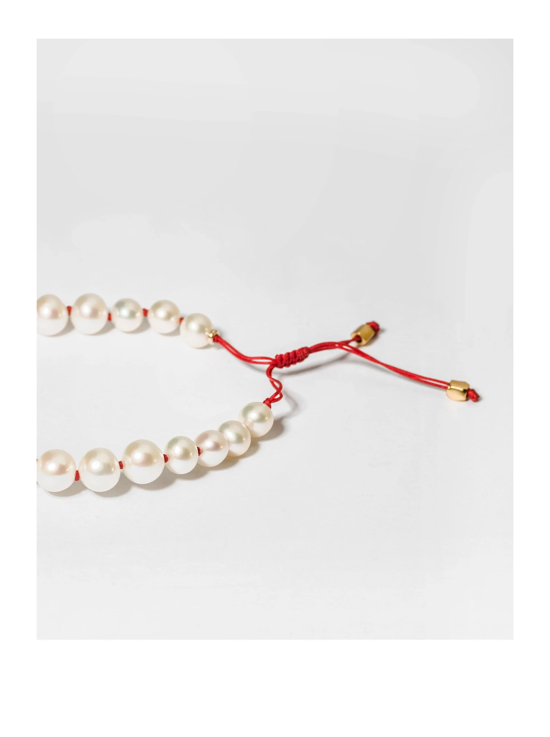 gibui-jewellery-pearl-bracelet-no.1-red-02.jpg