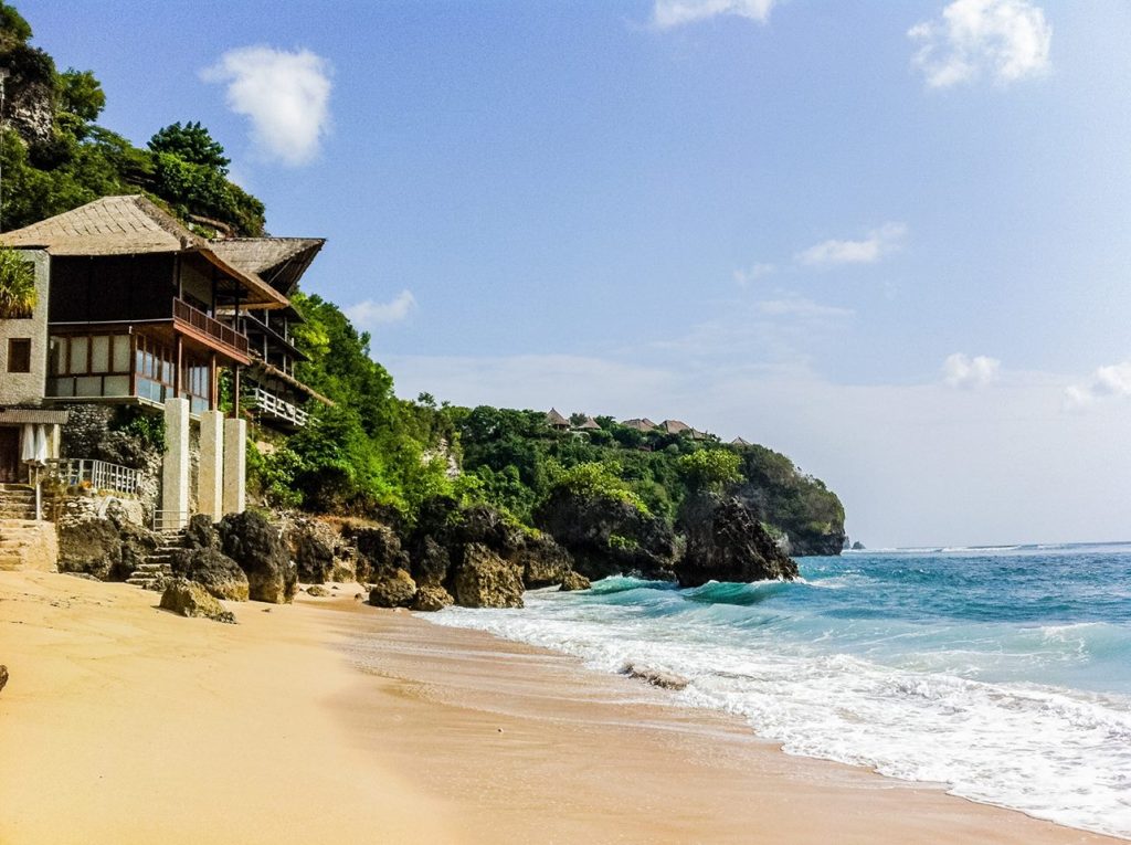 Beach-walk-Ocean-Sand-Surf-Waves-Bingin-Bali-Mahimahi-Villa.jpg