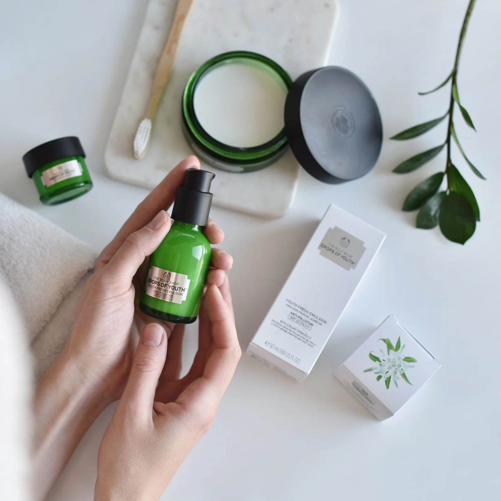 Advertisement for The Body Shop https://www.instagram.com/thebodyshop/