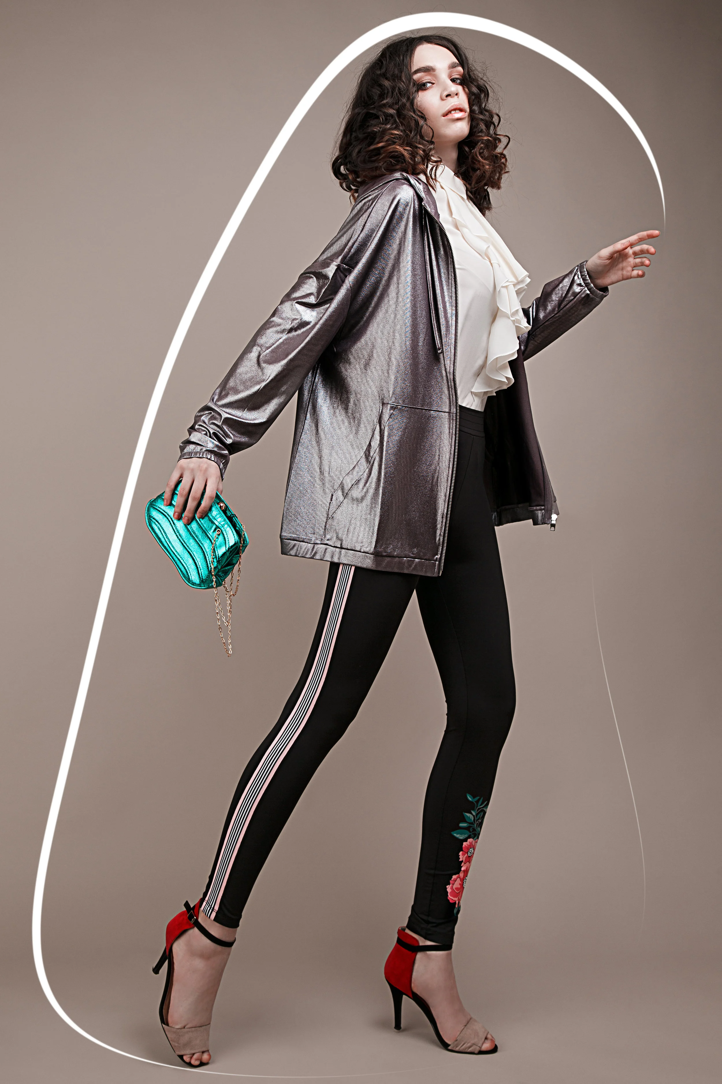 leggings and sweatshirt H&M, blouse and shoes Laredout, bag Zara