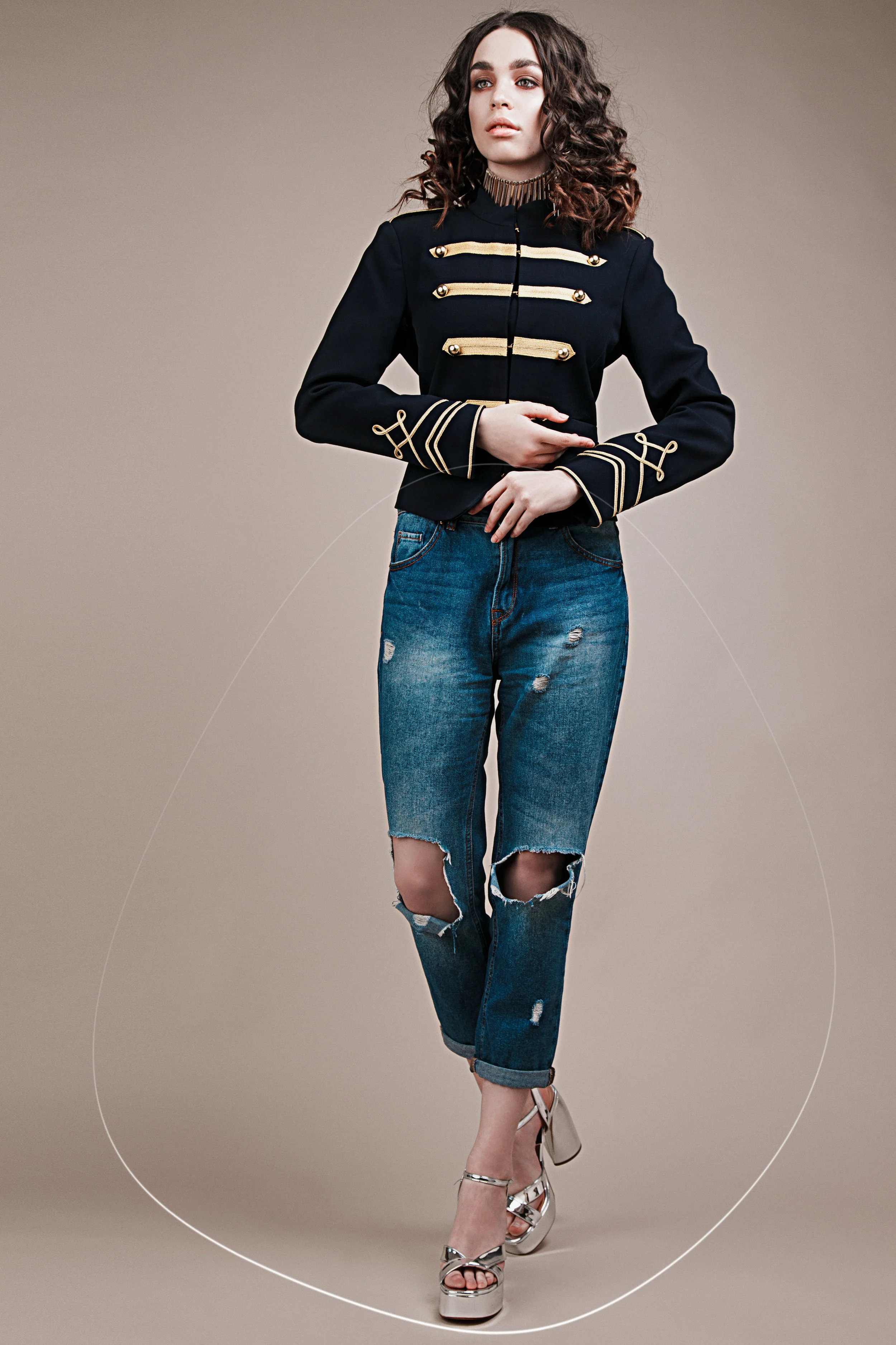 jacket Stradivarius, jeans Levis, accessories H&M, shoes Zara