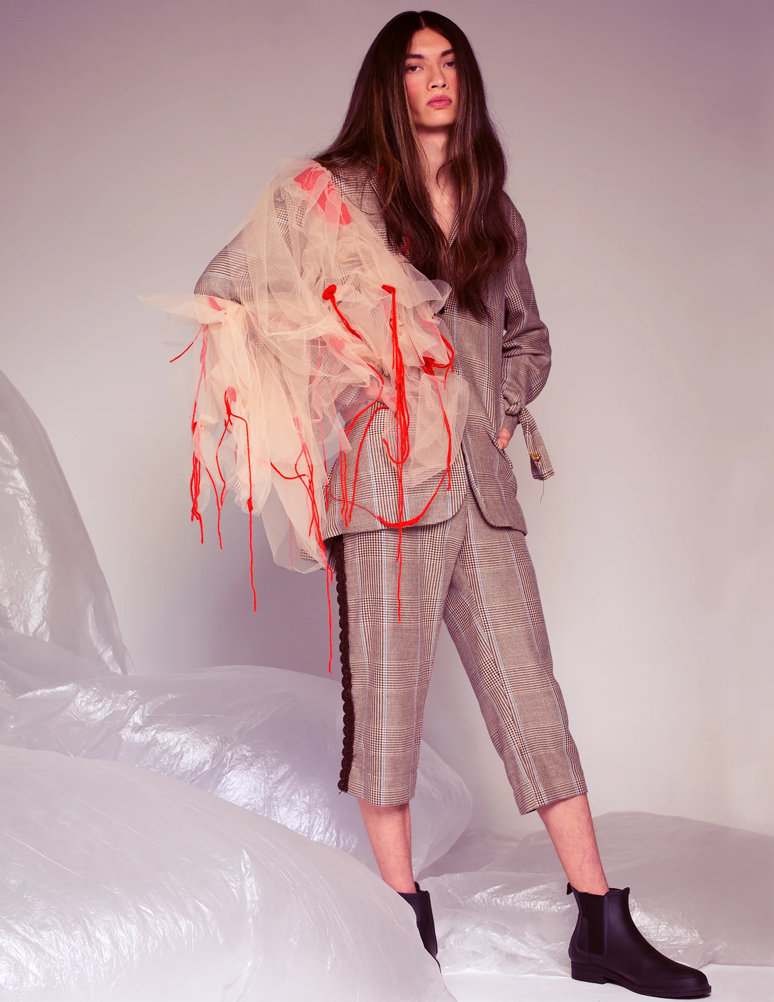 Blazer and Trousers STACEY WALL Ankle Boots HUNTER