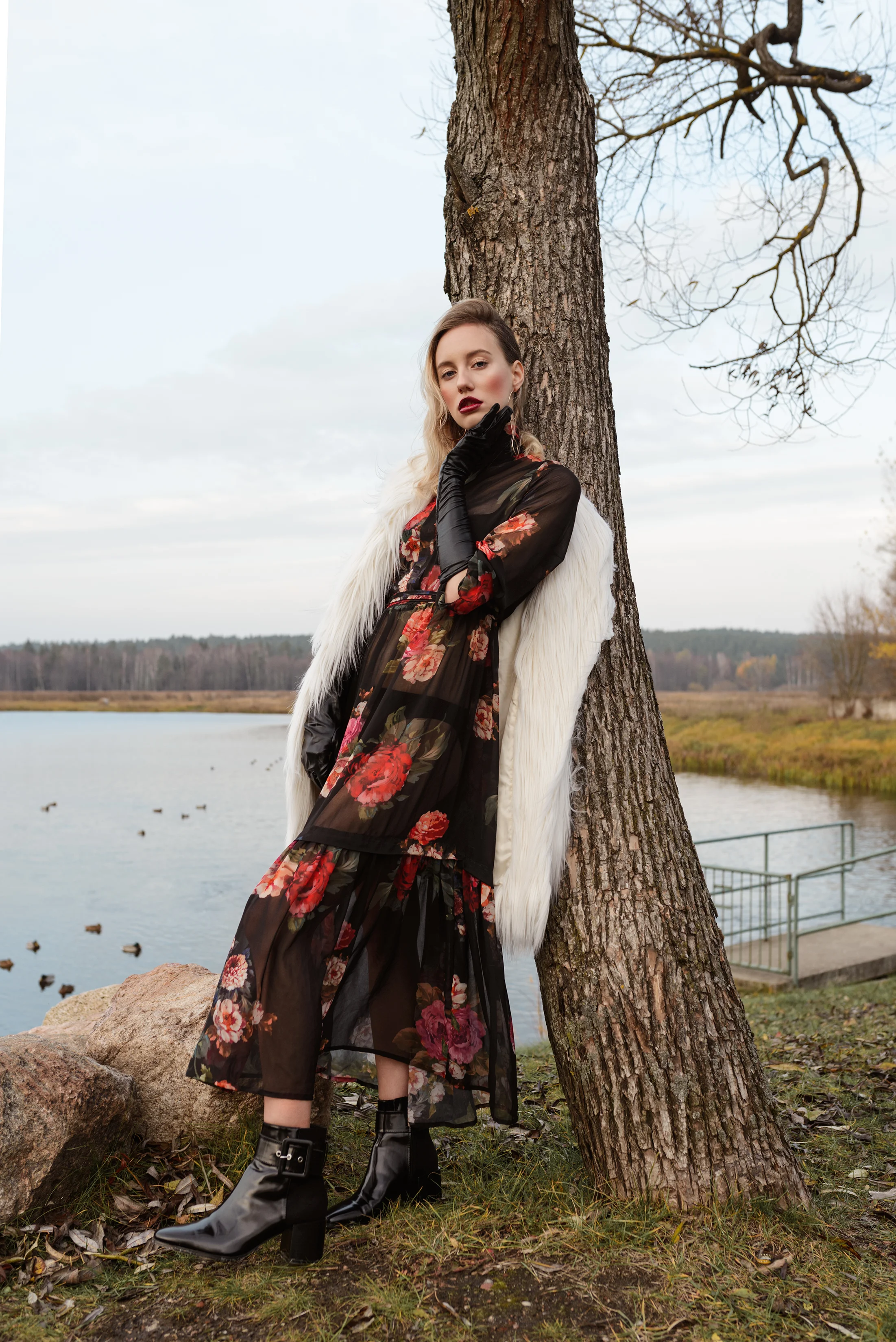 Dress - Anna Purna Shoes - Zara Fake Fur - Mango
