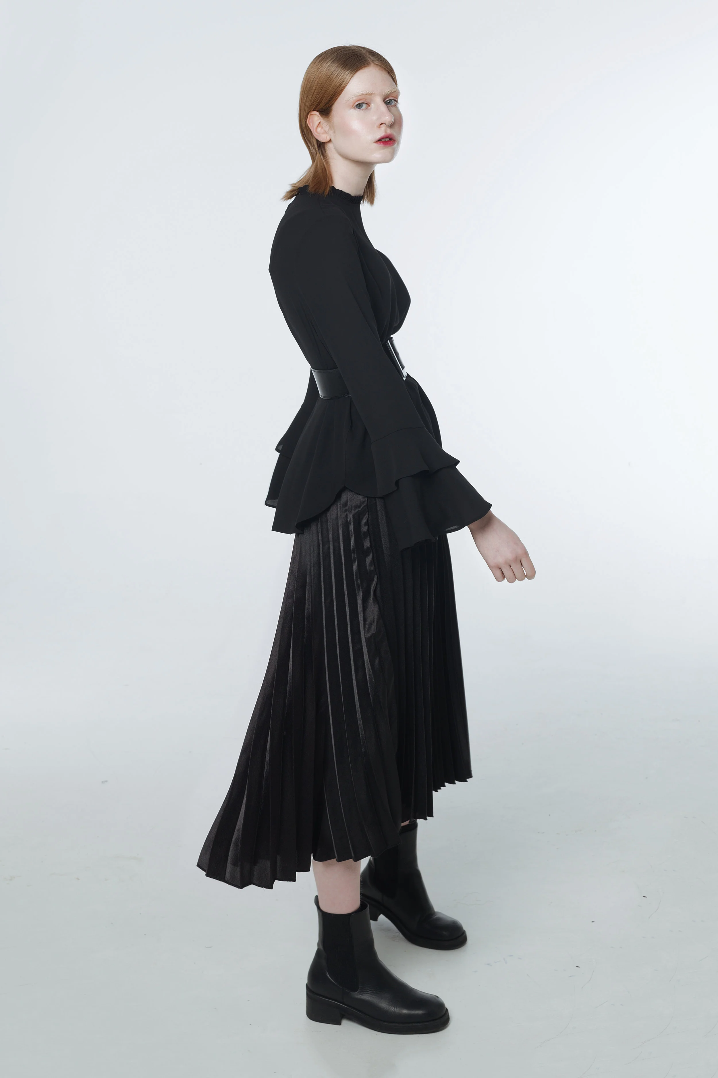Top / Dorothy Perkins Belt / Original Penguin Skirt / Primark Boots / E8 by MIISTA