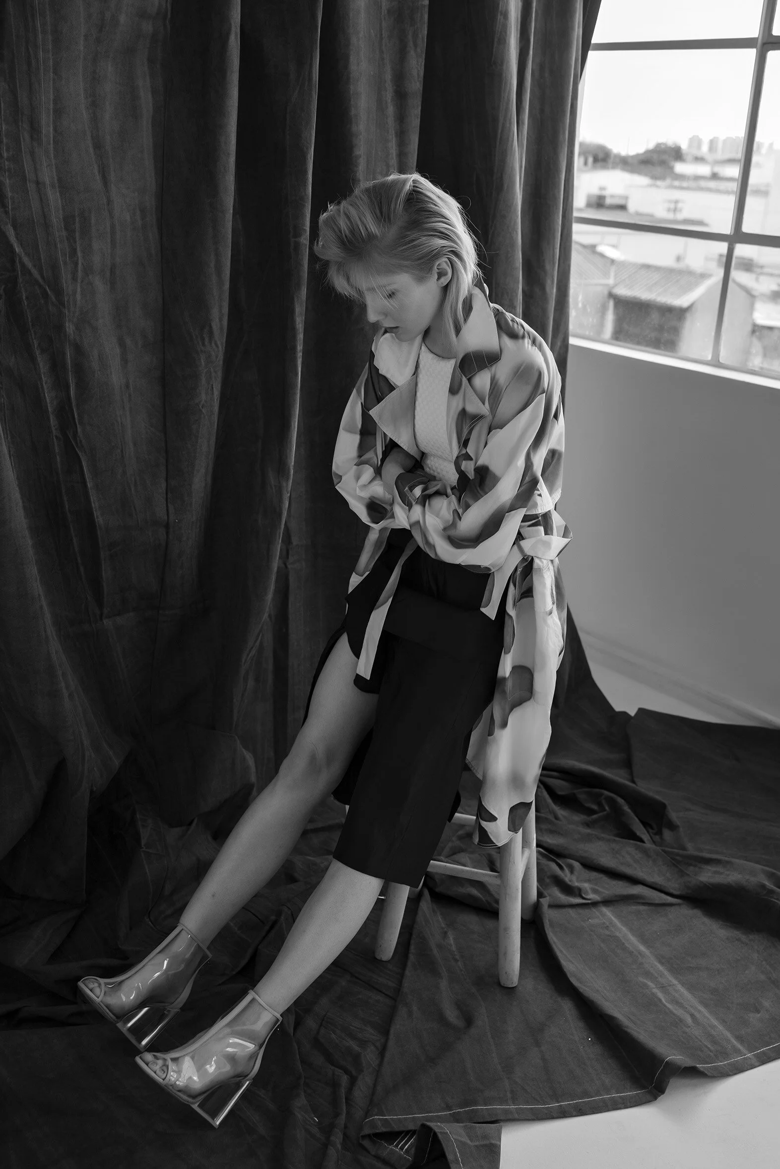 Coven cape and skirt Maison Alexandrine body Morena Rosa shoes