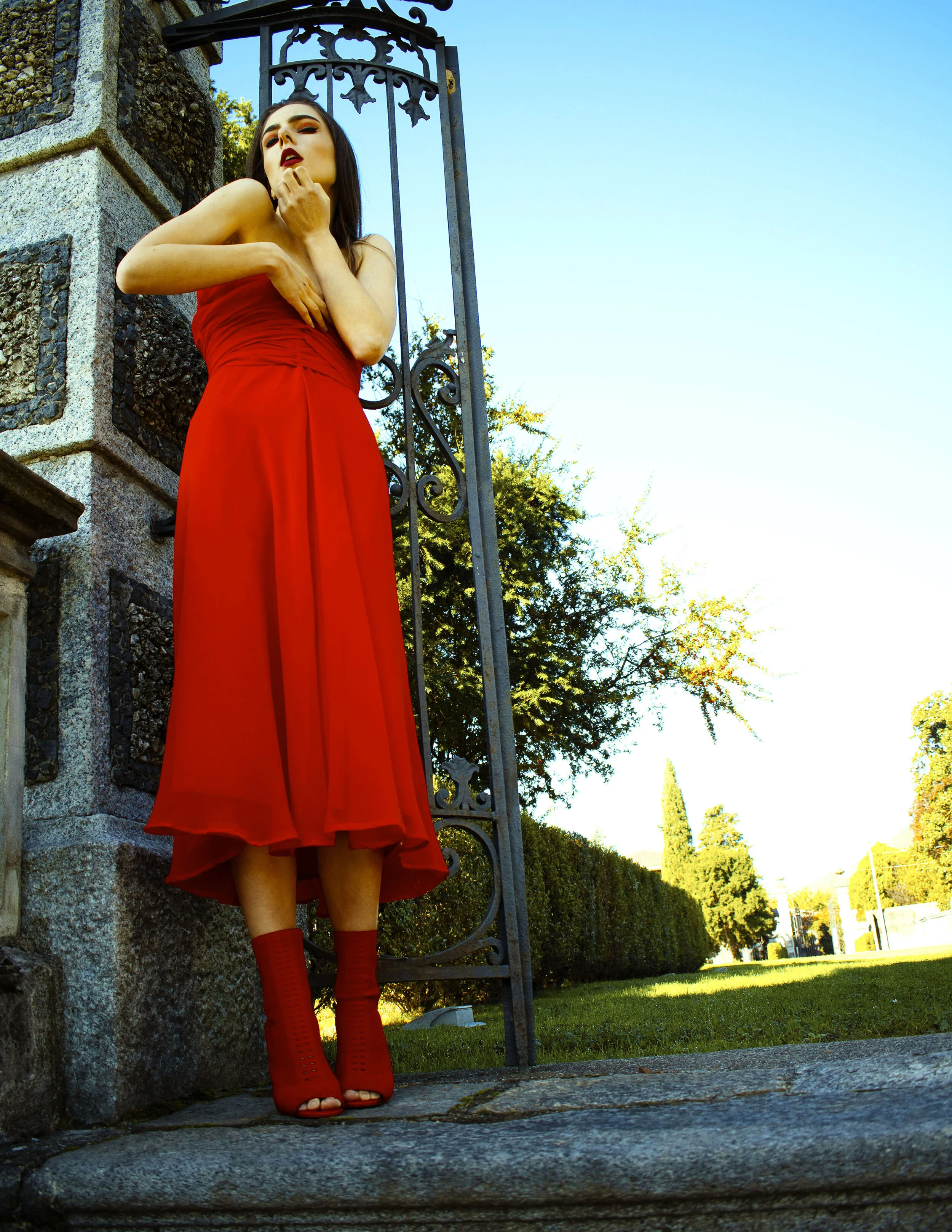 Creative Director: Ilaria Iacoviello Model: Ania Parii @freelance Fashion Designer: Ilaria Iacoviello Photographer: Emilie Volatild Makeup Artist: Barbara Cosenza