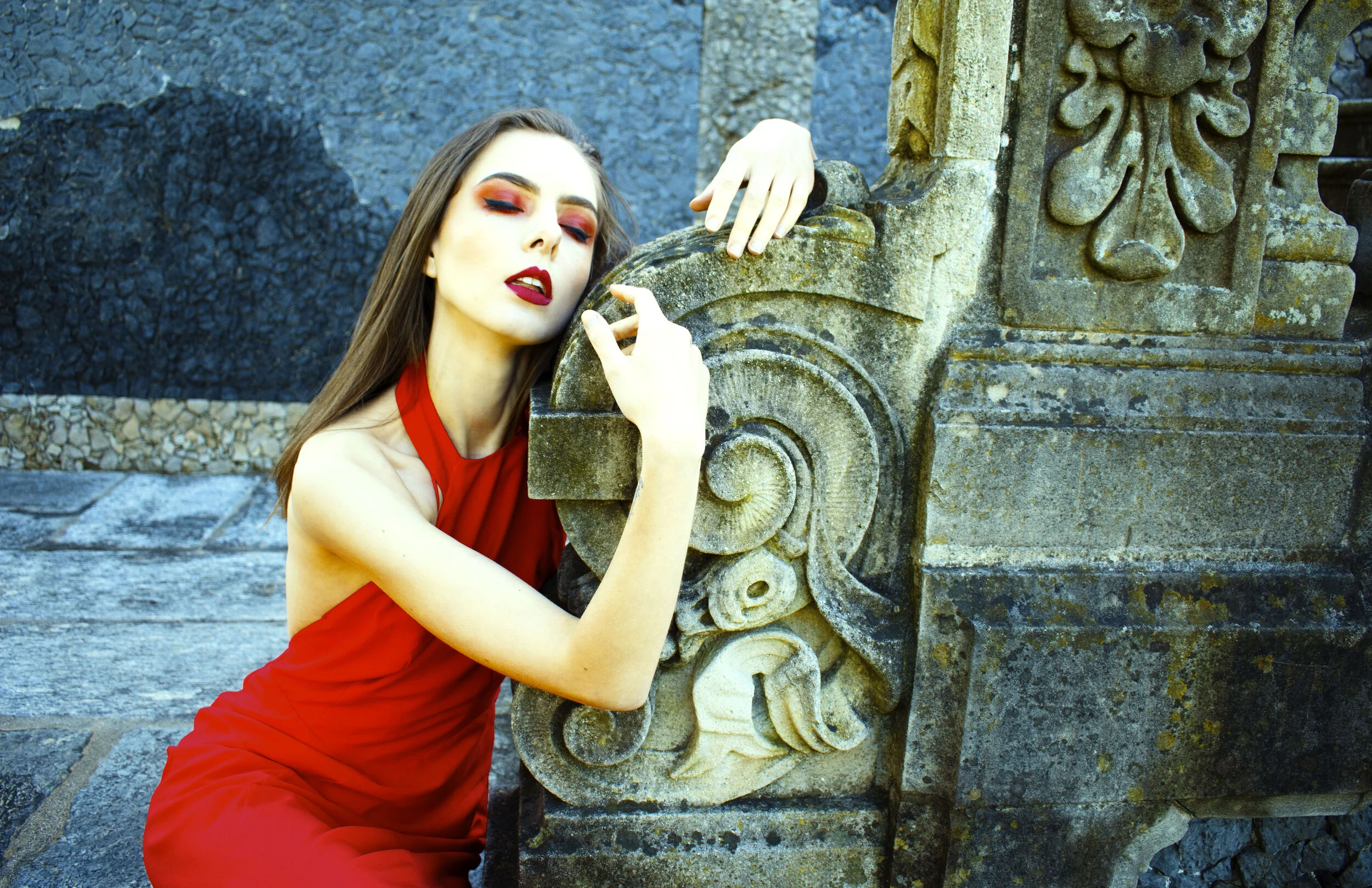 Creative Director: Ilaria Iacoviello Model: Ania Parii @freelance Fashion Designer: Ilaria Iacoviello Photographer: Emilie Volatild Makeup Artist: Barbara Cosenza