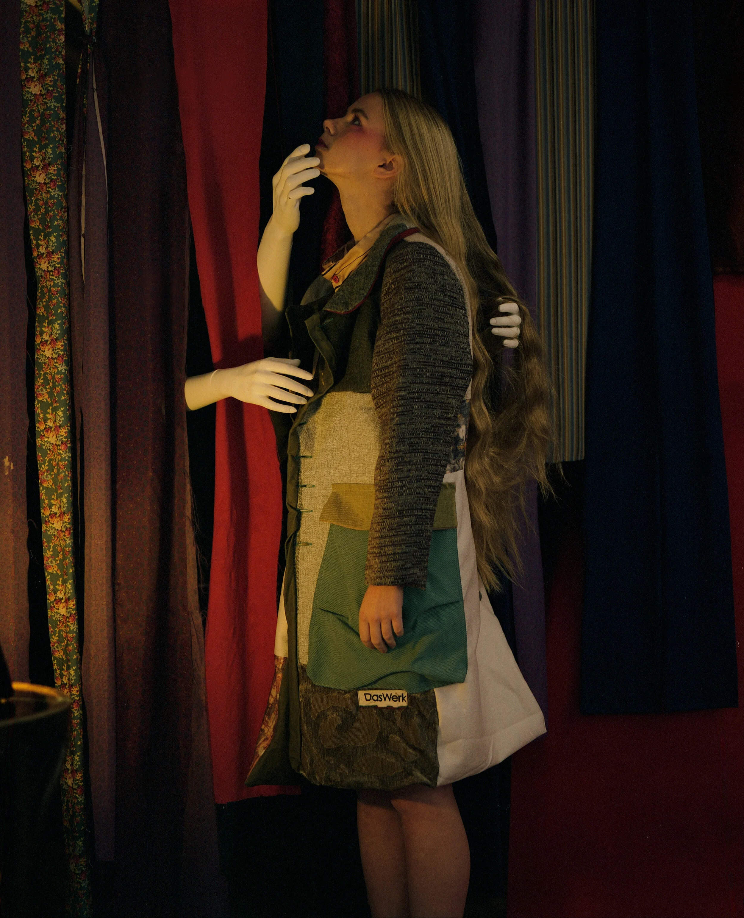 Model: Alina Voskuil Stylist: Giovana Giroldo Assistant: Salvatore Graziani Fashion Designer: Das Werk Photographer: Kelly Rosa Creative Director: Rikki-lee Romeyn Makeup Artist: Marina D Bárcenas