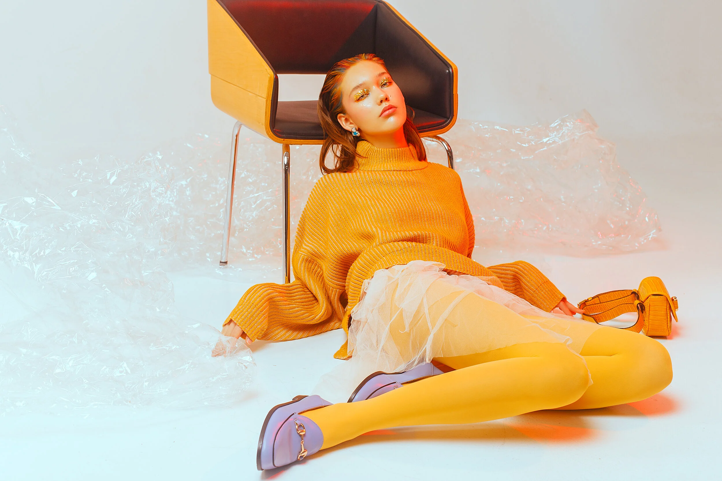 Photo: @idenph_official Stylist: @natalovesyou MUA: @dariamarshmallow Model: @_galbi1 Via @officialkavyar