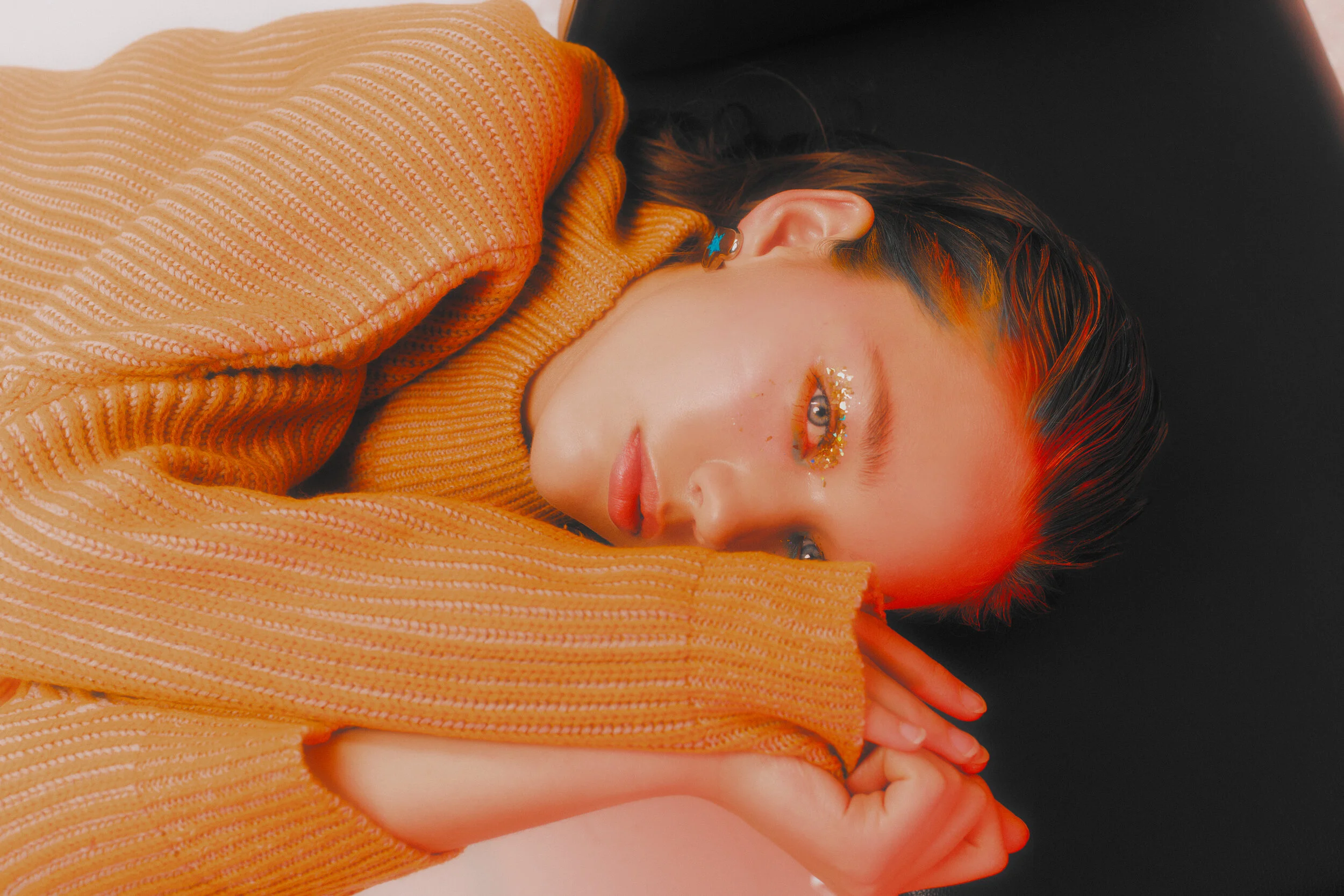 Photo: @idenph_official Stylist: @natalovesyou MUA: @dariamarshmallow Model: @_galbi1 Via @officialkavyar