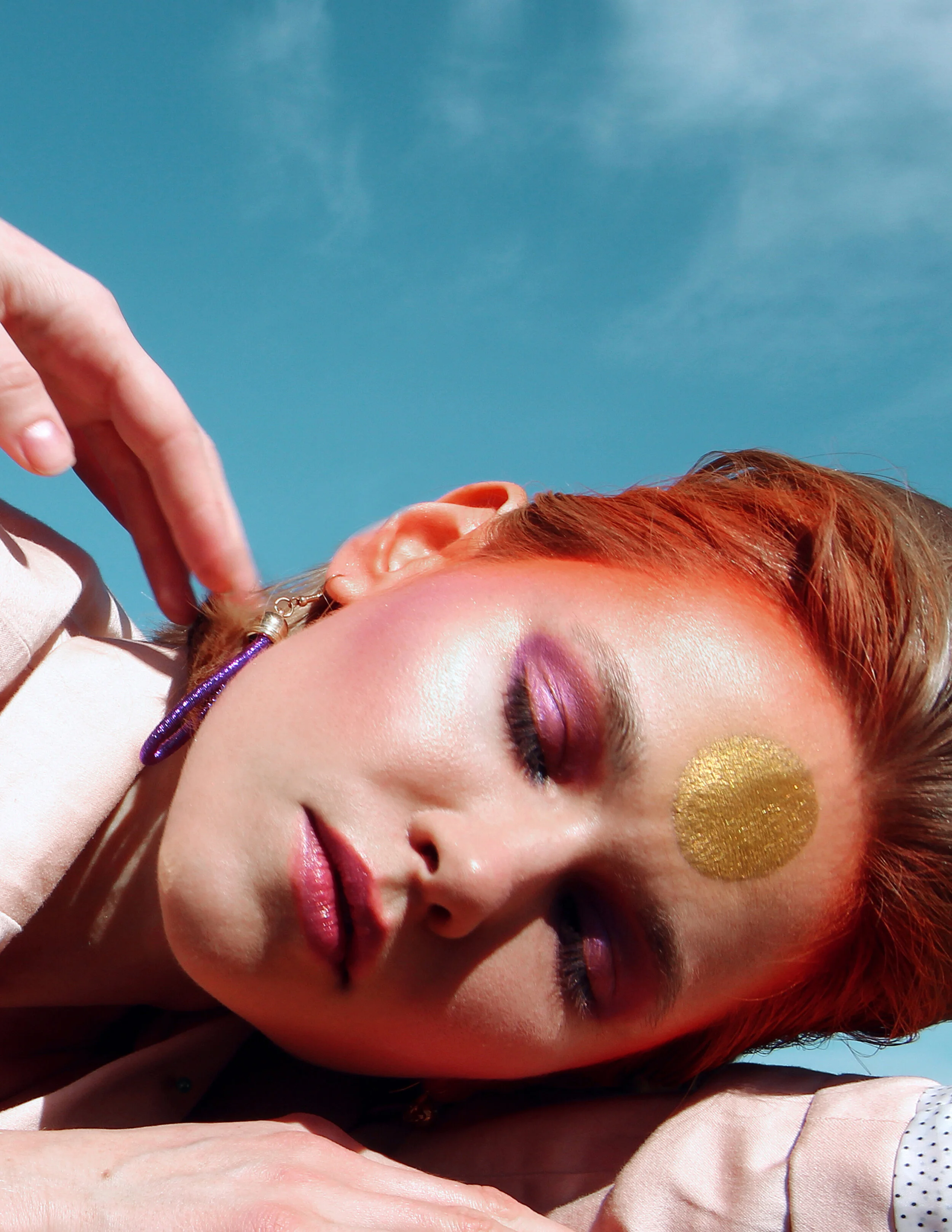 makeup Photo & Retoucher: @perov_photo Model: @dnkmodels MUA & Stylist & Cr Dir: @perova_ Painter: @kviz_ makeup Editor: @mua_marafon Via @officialkavyar
