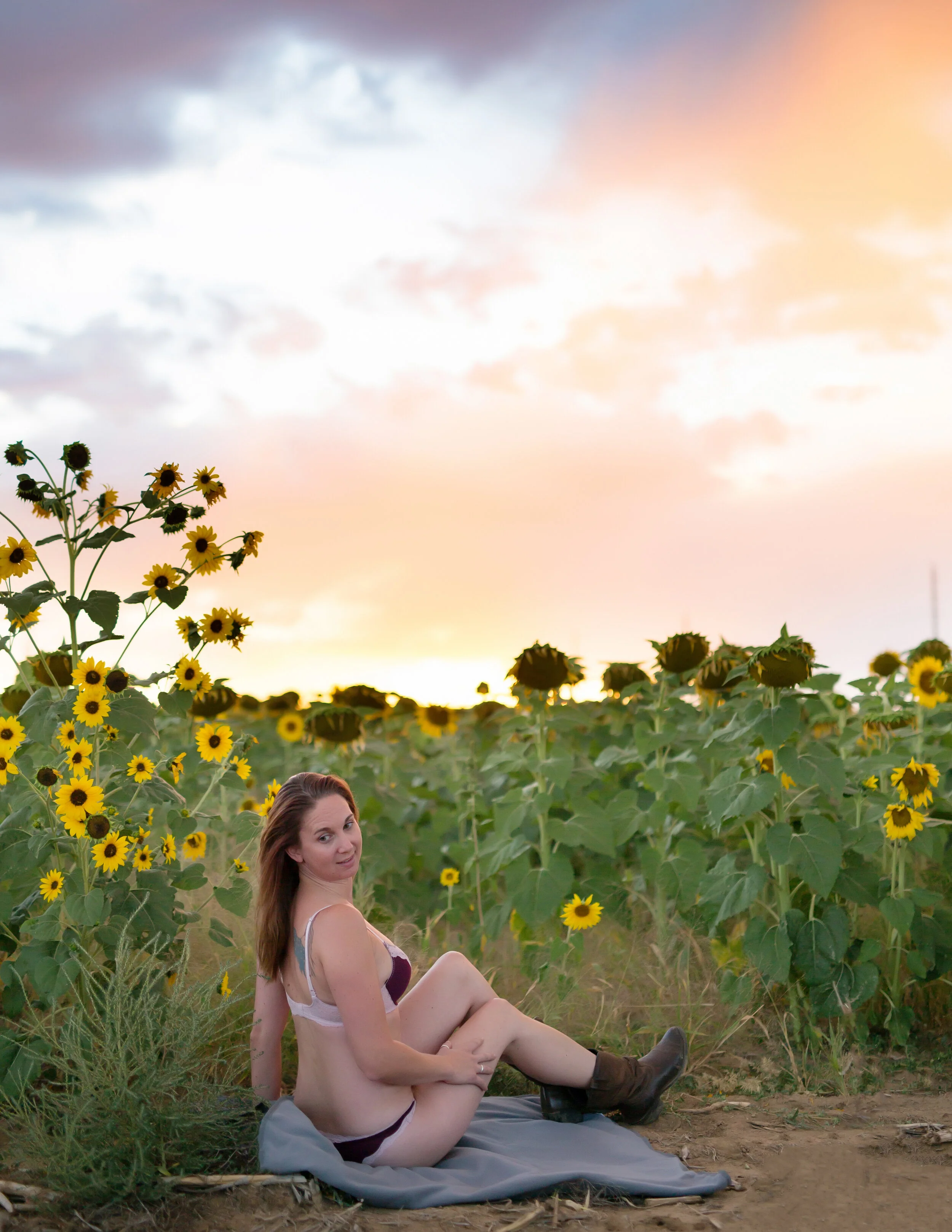 Photographer: Brooke Summer WB: brookesphoto Via@officalkavyar