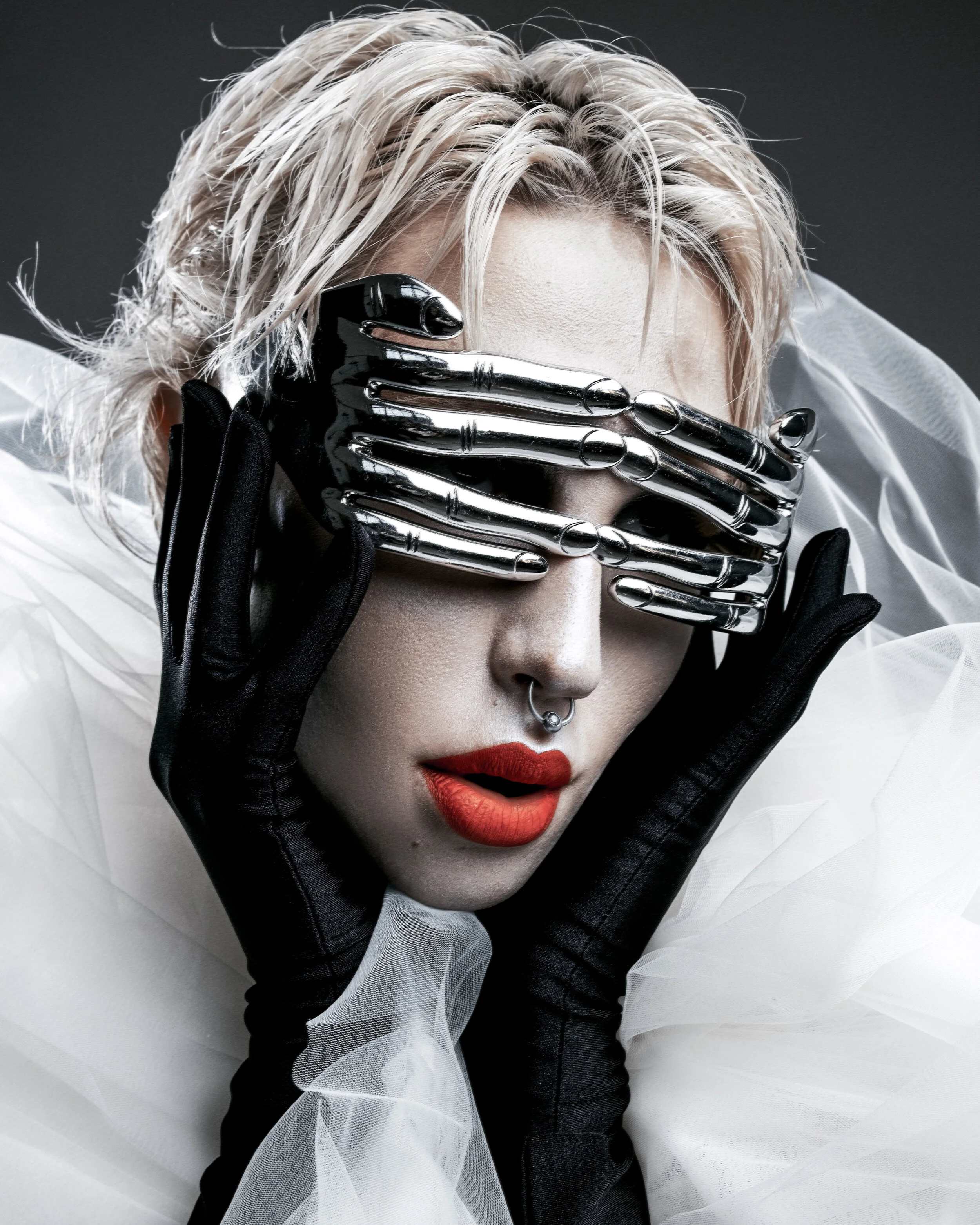 Photo: Tatyana Nikishina Model: Nika Kraush Style and producing: Marina Morikova Nataly Mikhaylova MUAH: @borziyzver