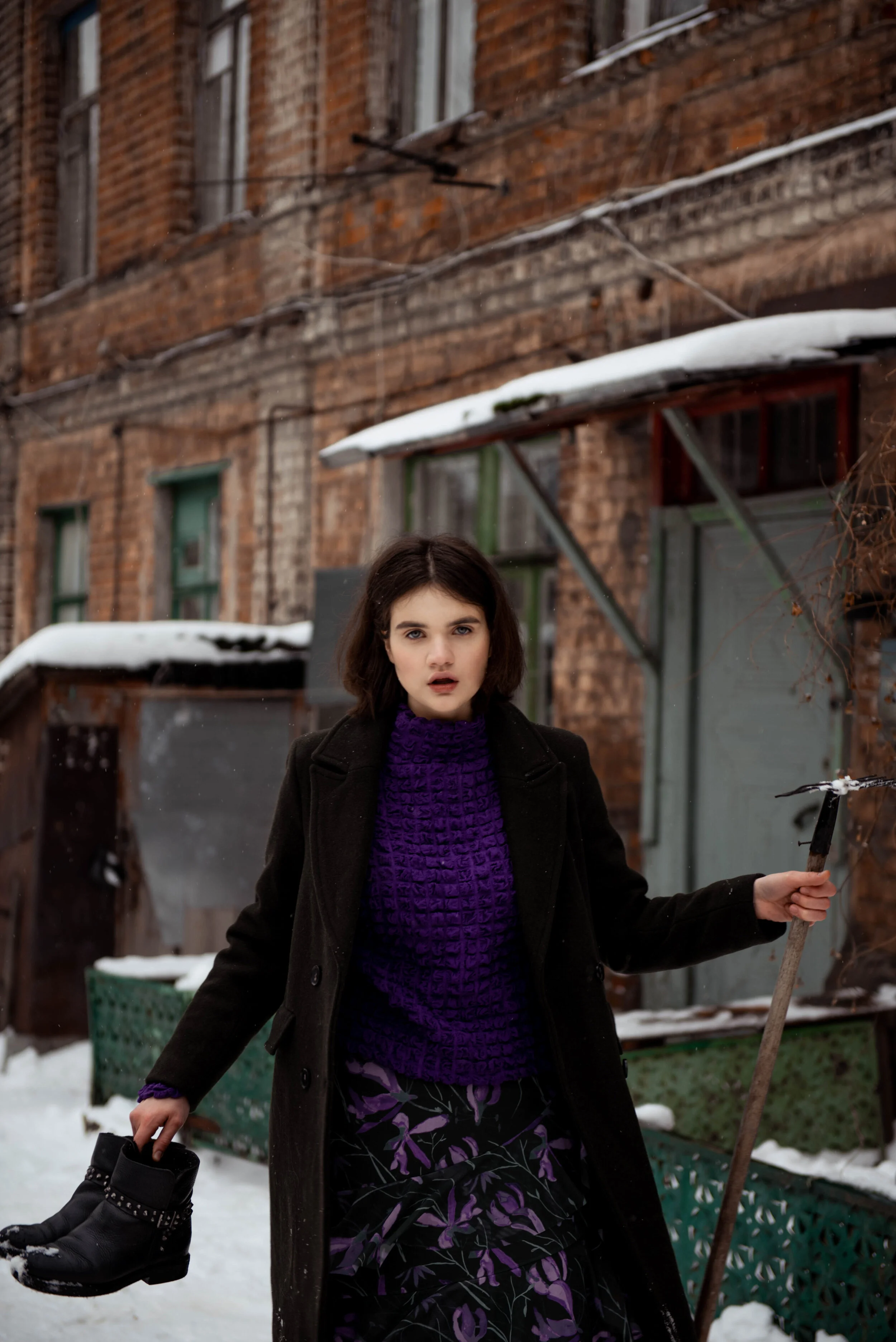Photographer: Vladislav Vorontsov Model: Asya Pahtunova @envoleemodels Makeup Artist: Valeriya Chaika Fashion stylist: Madame_shi Виктория Шилова Wardrobe Credits: Coat-reserved Pullover-Zara Skirt- Reserved Socks — Uterque Sandals — Zara