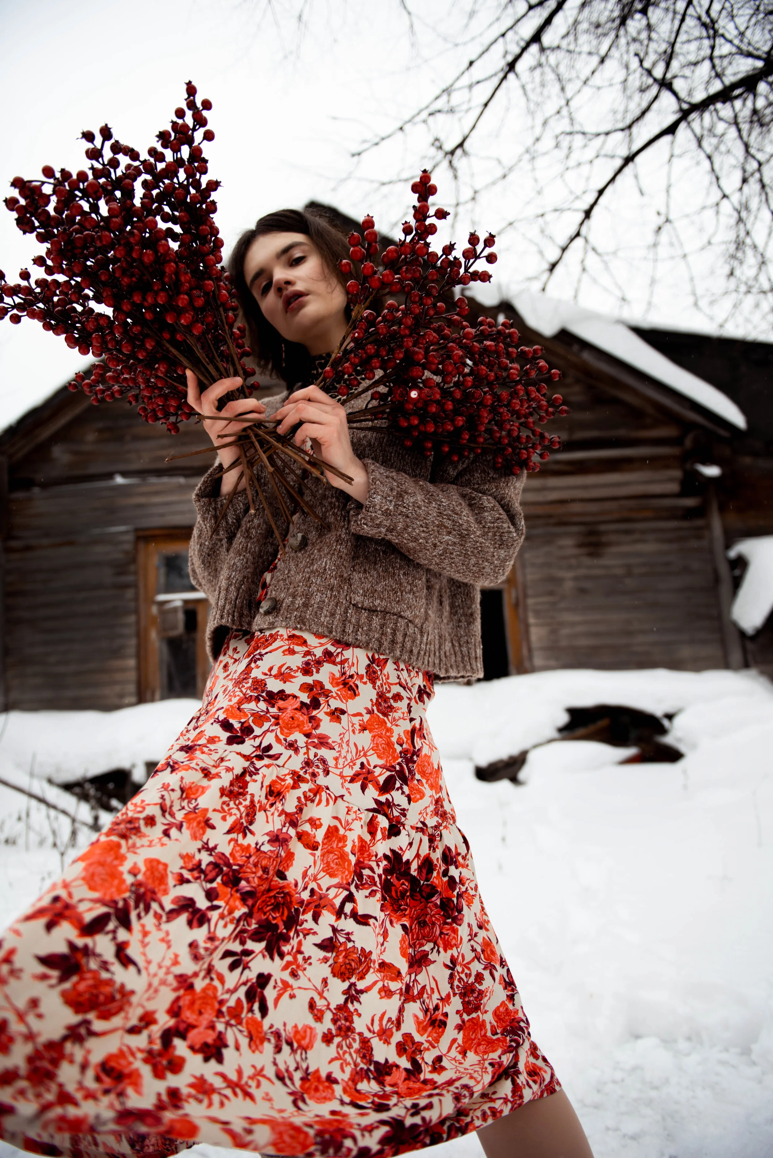 Photographer: Vladislav Vorontsov Model: Asya Pahtunova @envoleemodels Makeup Artist: Valeriya Chaika Fashion stylist: Madame_shi Виктория Шилова Wardrobe Credits: Cardigan-Zara Dress-Reserved Boots-Bershka