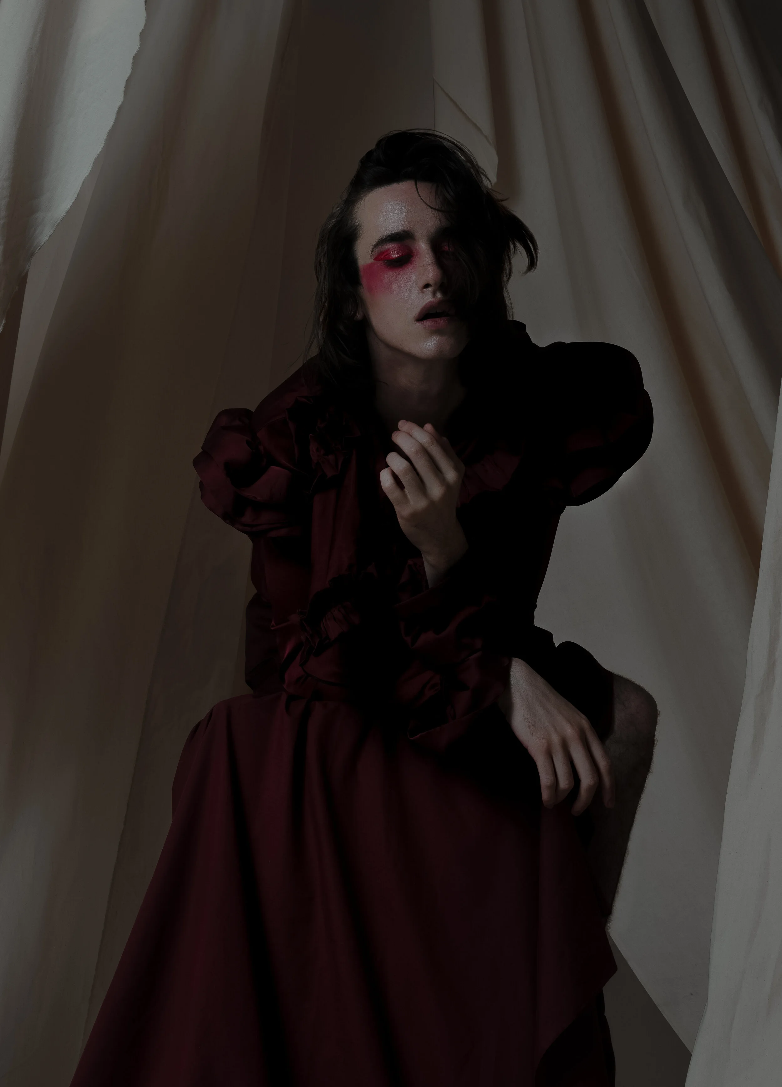 Photographer: Qingyang Wan Male Model: Ryan Mcdevitt Makeup Artist: Yinzi Xie Fashion Designer: Xiaowu Zheng
