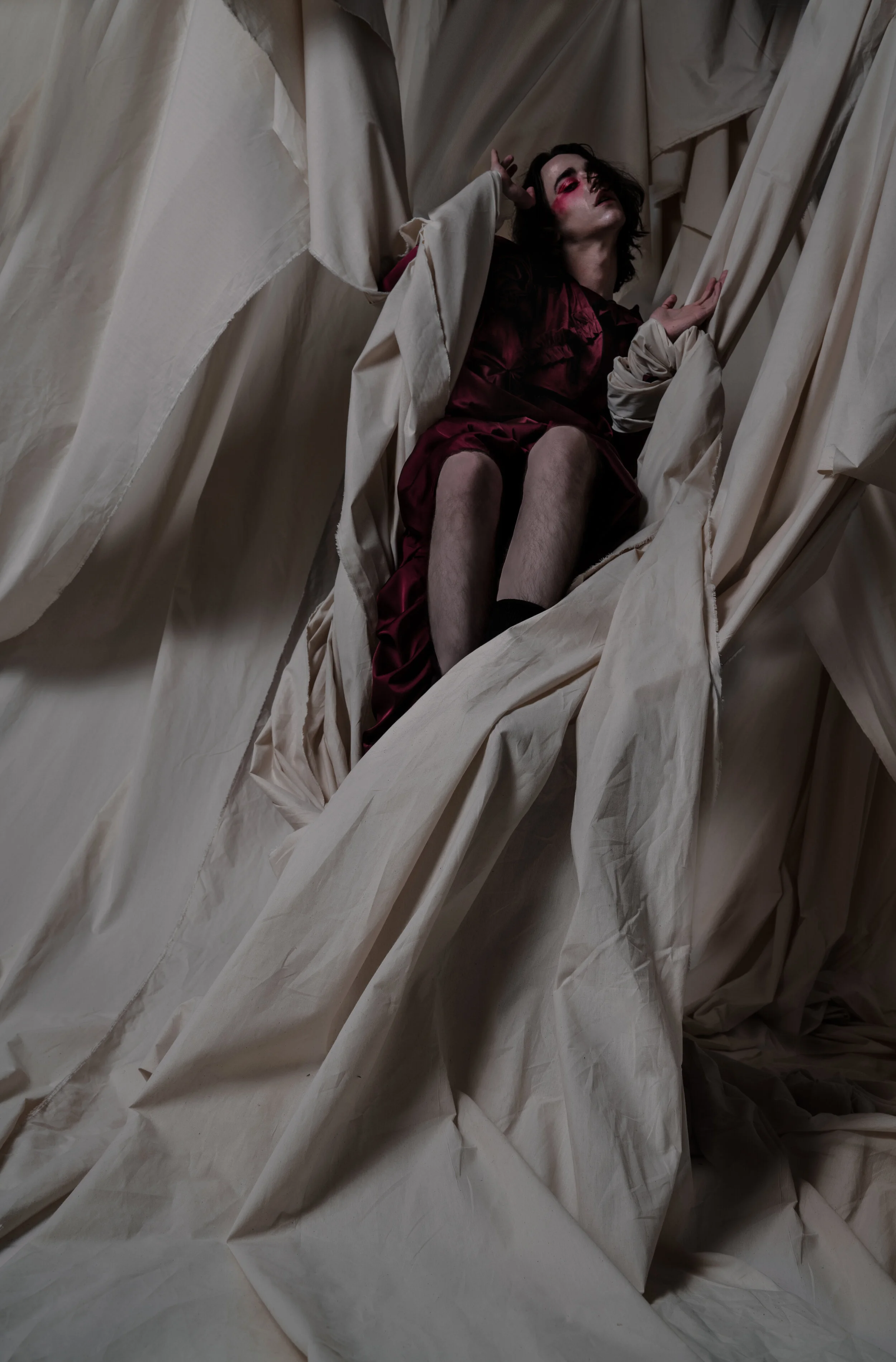 Photographer: Qingyang Wan Male Model: Ryan Mcdevitt Makeup Artist: Yinzi Xie Fashion Designer: Xiaowu Zheng