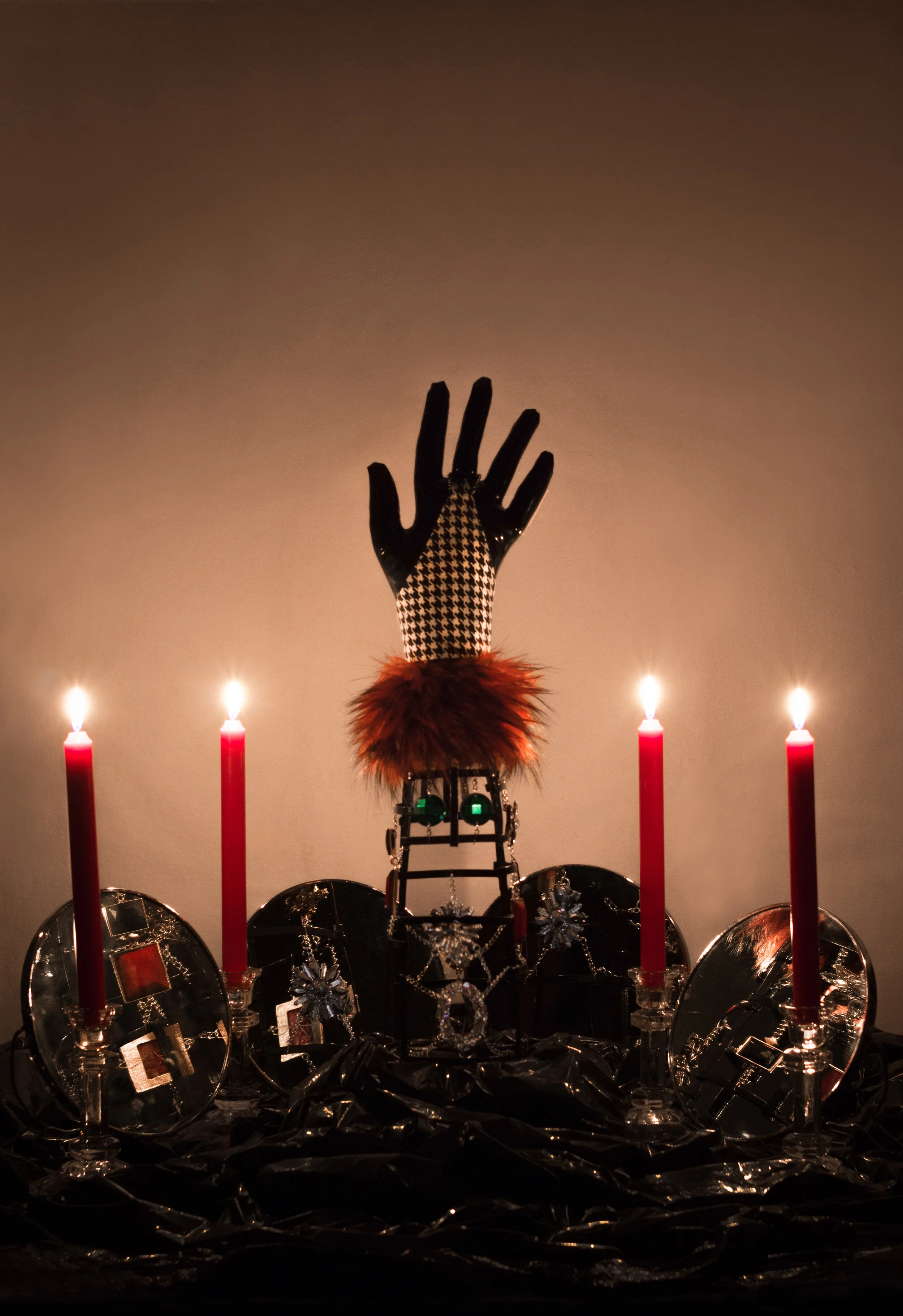 Photo Editor/Photographer: Paola Martín Sánchez - Cuesta Stylist/Creative Director/Accessory Designer: Víctor García García Wardrobe Credits: Vinyl glove on metal structure decorated with jewelry. Design: Víctor García