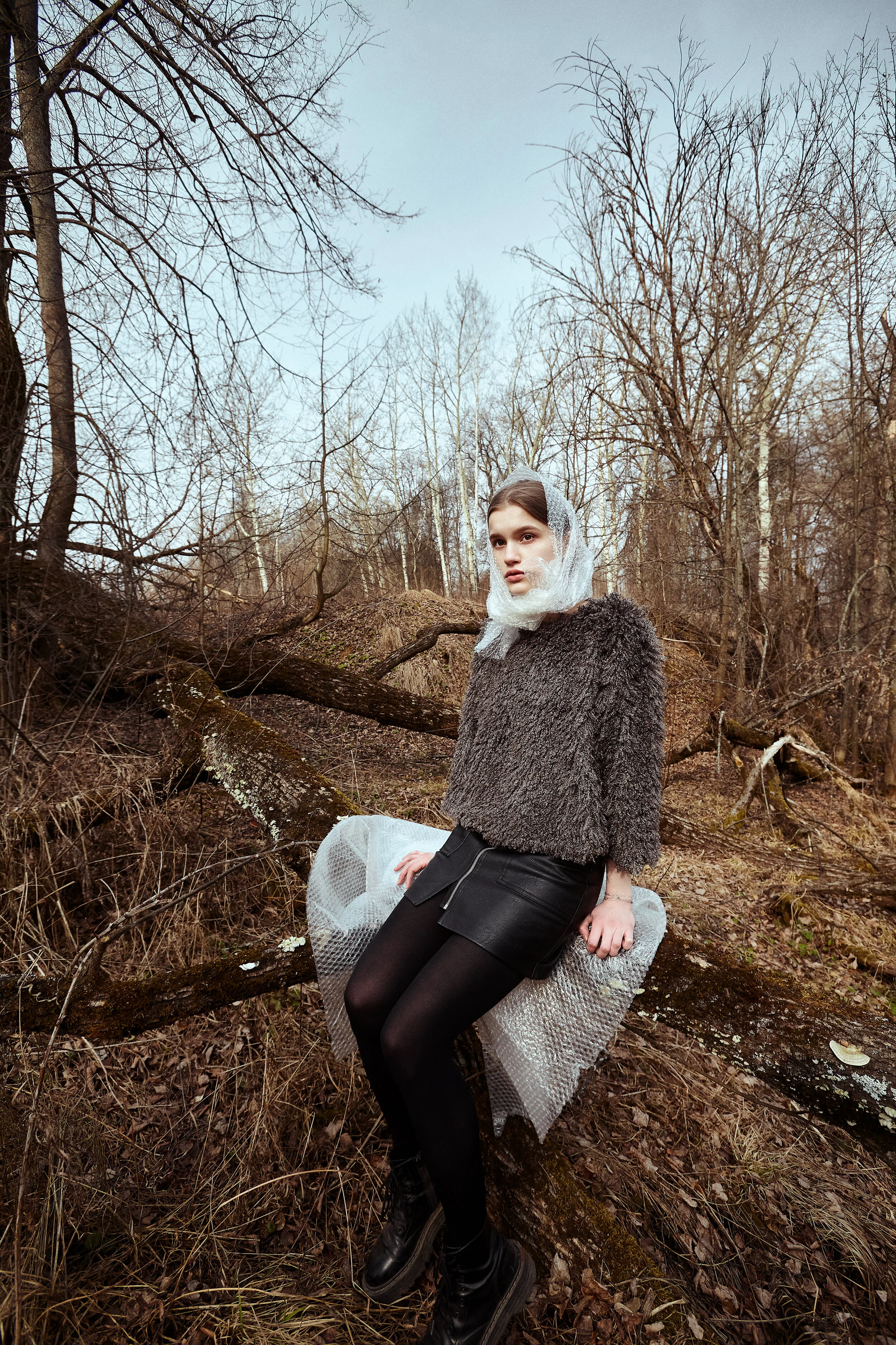 Photographer: Dasha Myagkaya Female Model: Alina Wardrobe Credits: jacket: Beytex skirt: Bershka boots: Pull&Bear