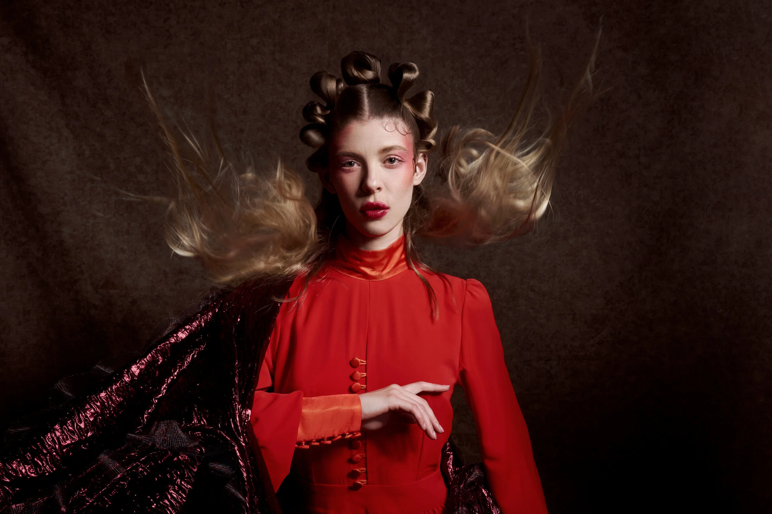 Photographer: Gabo López Female Model: Bia Dantas @@onechancemodels Hair Stylist: Cesar Bauthi Makeup Artist: Pric Rojas Assistant: Daniel García Wardrobe Stylist: Roberto Coss Fashion Showroom: Ophelia Showroom Wardrobe Credits: Cape: Blanc