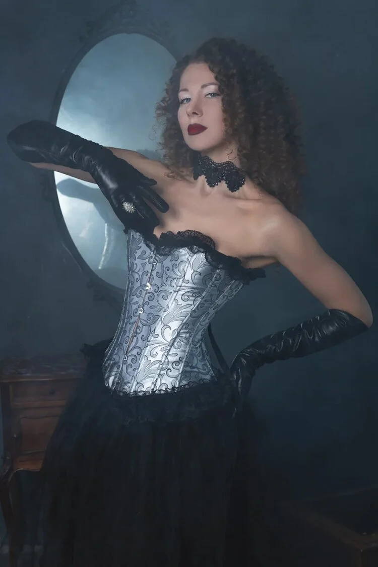 Photographer: Iliainen Anastasiia Female Model/Creative Director: Svetlana Mayer Makeup Artist: Vlada Sumenkova