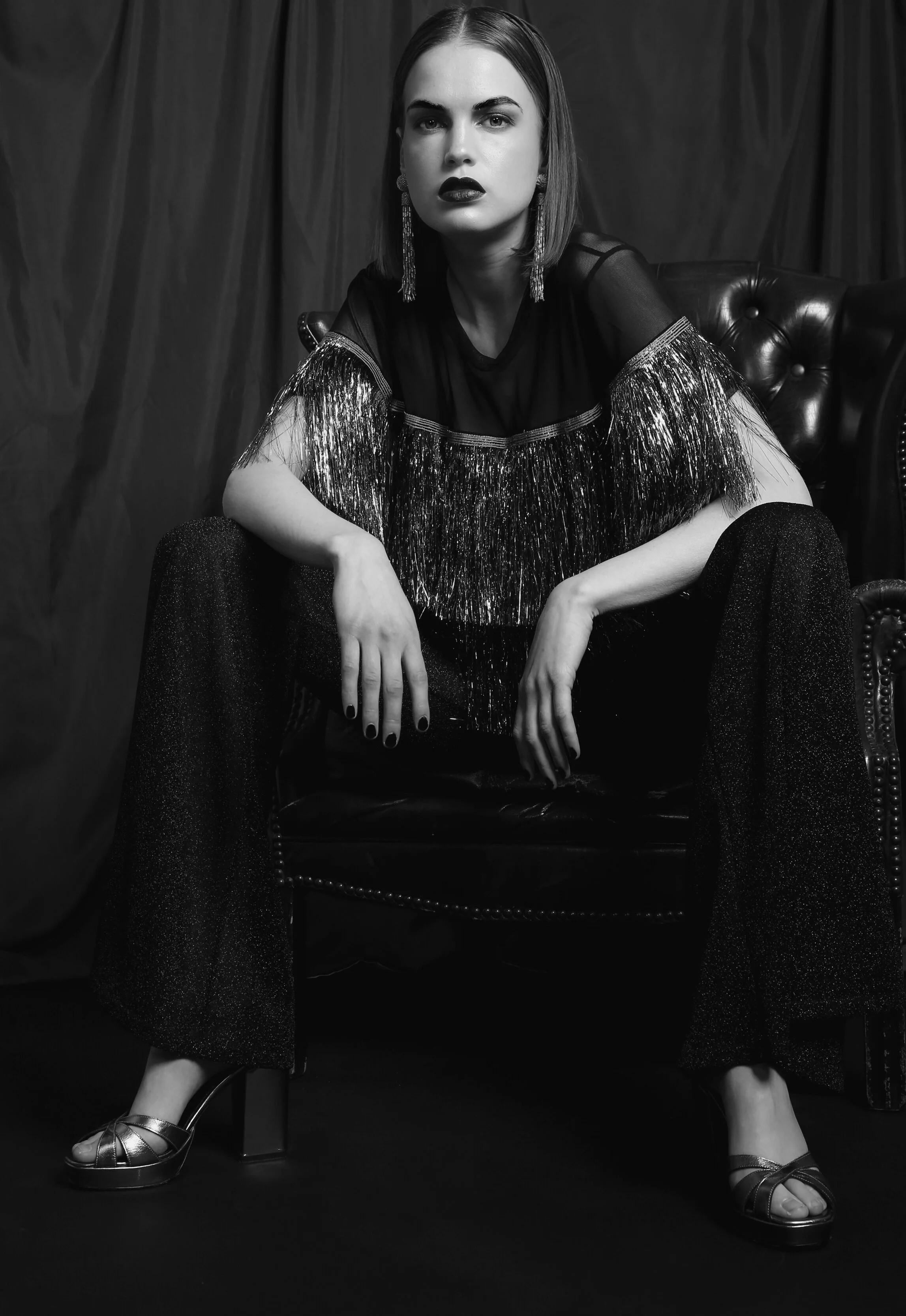 Photographer: Di Guardo Valeria Model: Helen Ewerding @Spin Modelmanagement Wardrobe Stylist: Oleksandra Shyychuk Makeup Artist: Ria @riiya_promua Fashion Designer: Clover Peake Wardrobe Credits: Fashion by Clover Peake Accessories and Shoes
