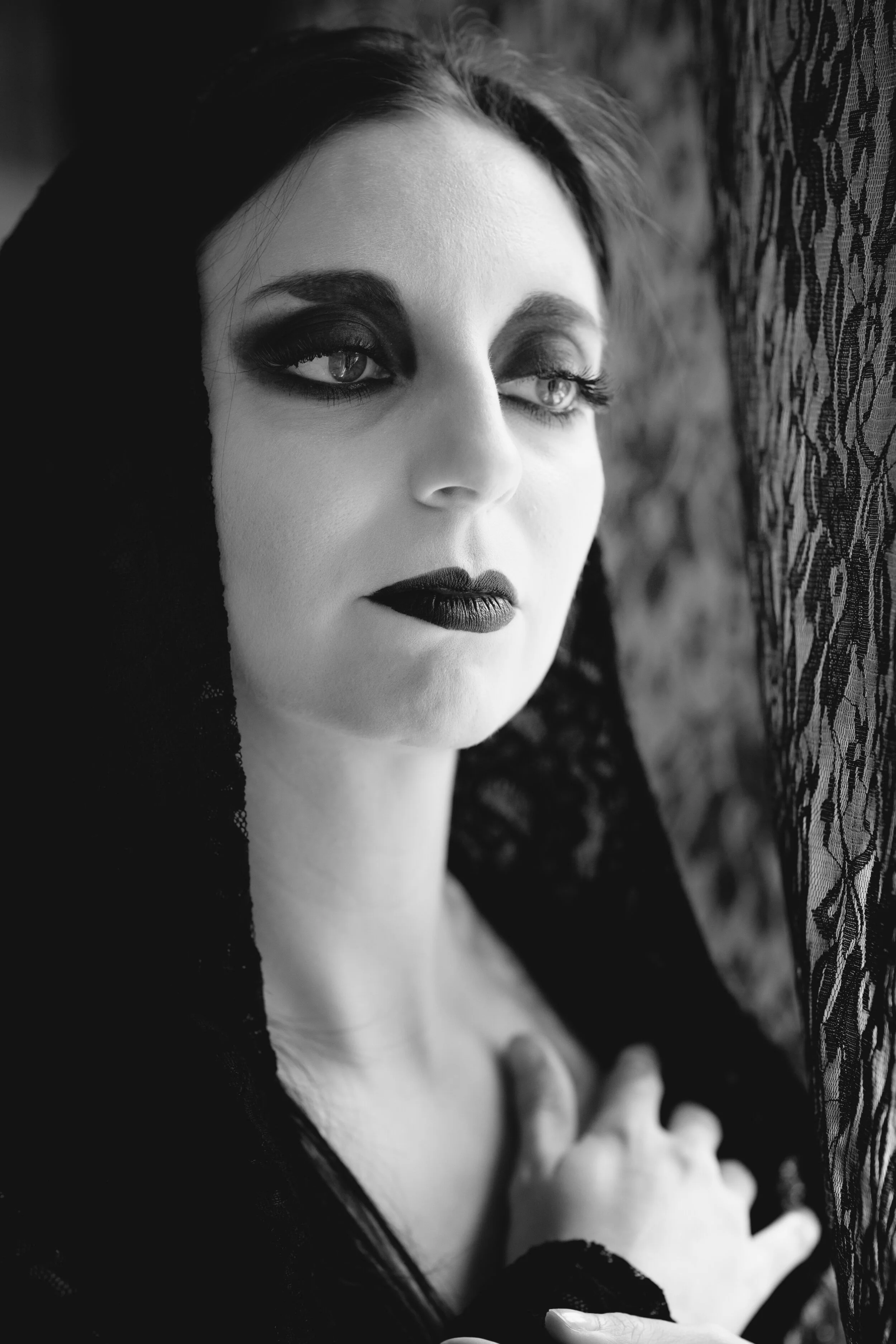 Photographer: Alexander Soller Model: Ophelia Corbeau Fashion Designer: Demask