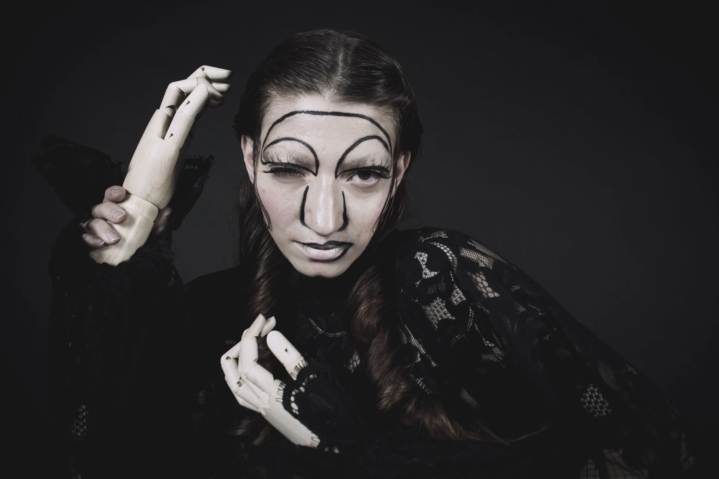 Photographer: Emilie Volatild Creative Director: Ilaria Iacoviello Model: Laila Bastet Petra Baccolo @Freelance Makeup Artist/Hair Stylist: Vanessa Vastola Fashion Designer: Alice Notaristefano Via:officalkavyar