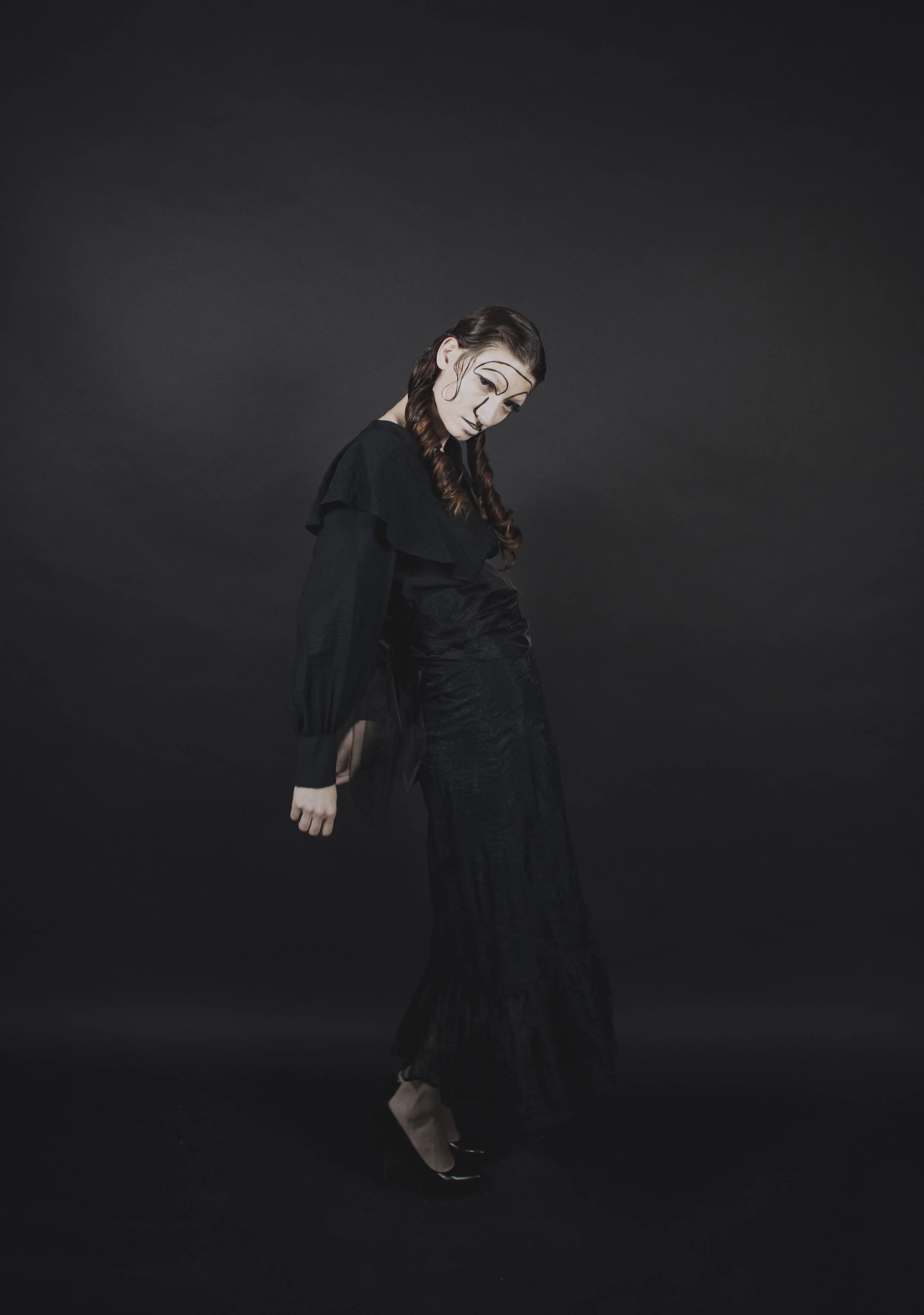 Photographer: Emilie Volatild Creative Director: Ilaria Iacoviello Model: Laila Bastet Petra Baccolo @Freelance Makeup Artist/Hair Stylist: Vanessa Vastola Fashion Designer: Alice Notaristefano Via:officalkavyar
