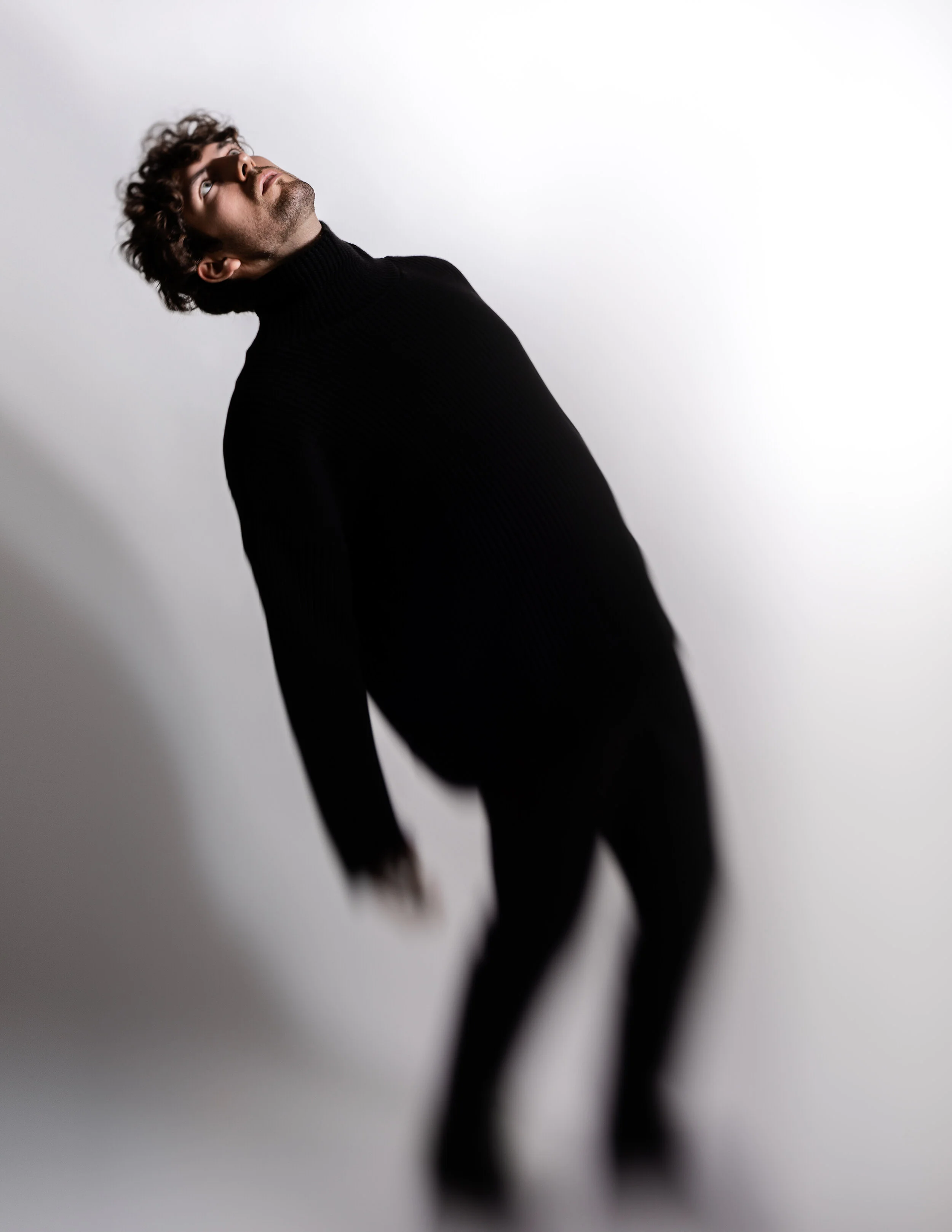 Photographer: Simone Gernhardt Wardrobe Stylist/Male Model: Victor Peterszegi Lens Brand Used: Lensbaby Via:@officalkavyar