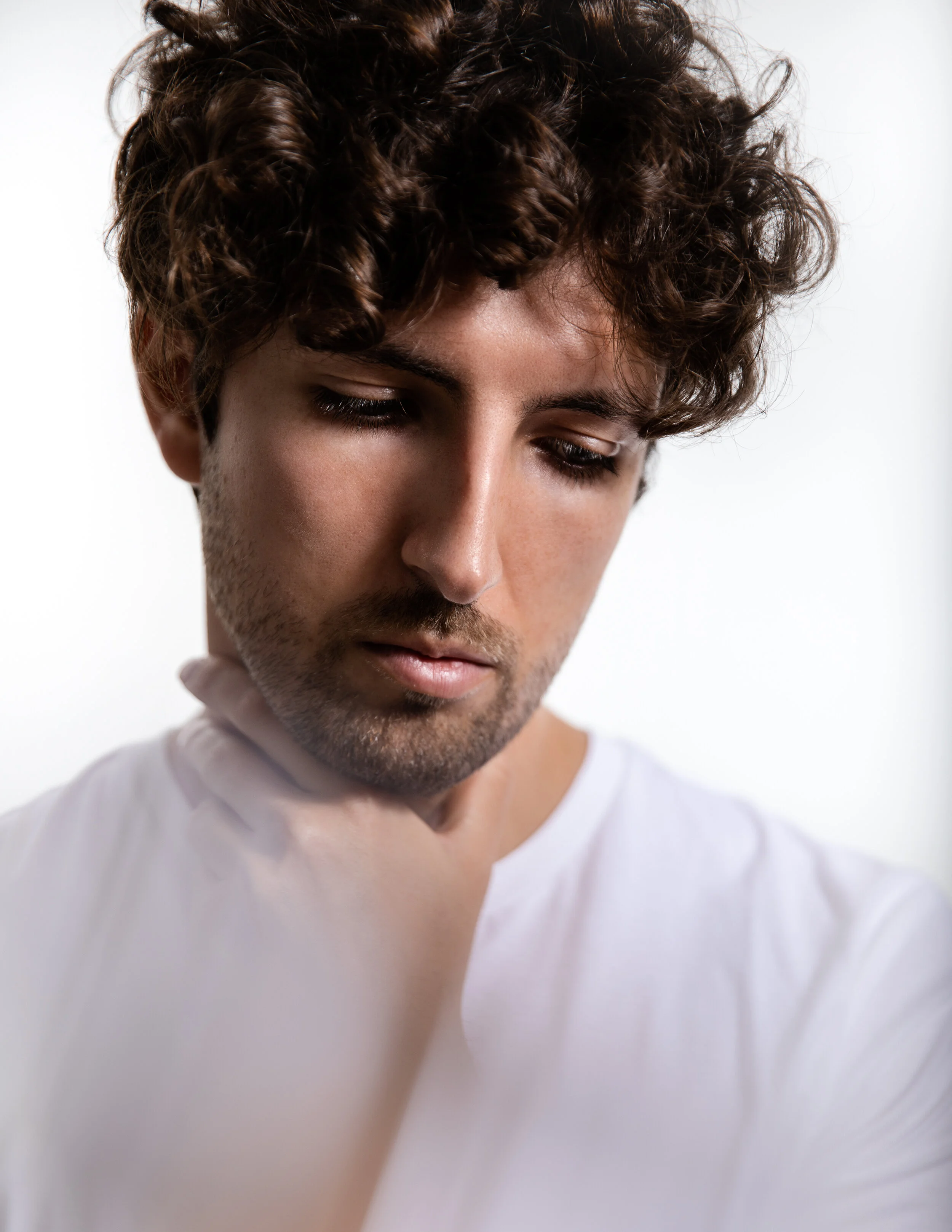 Photographer: Simone Gernhardt Wardrobe Stylist/Male Model: Victor Peterszegi Lens Brand Used: Lensbaby Via:@officalkavyar