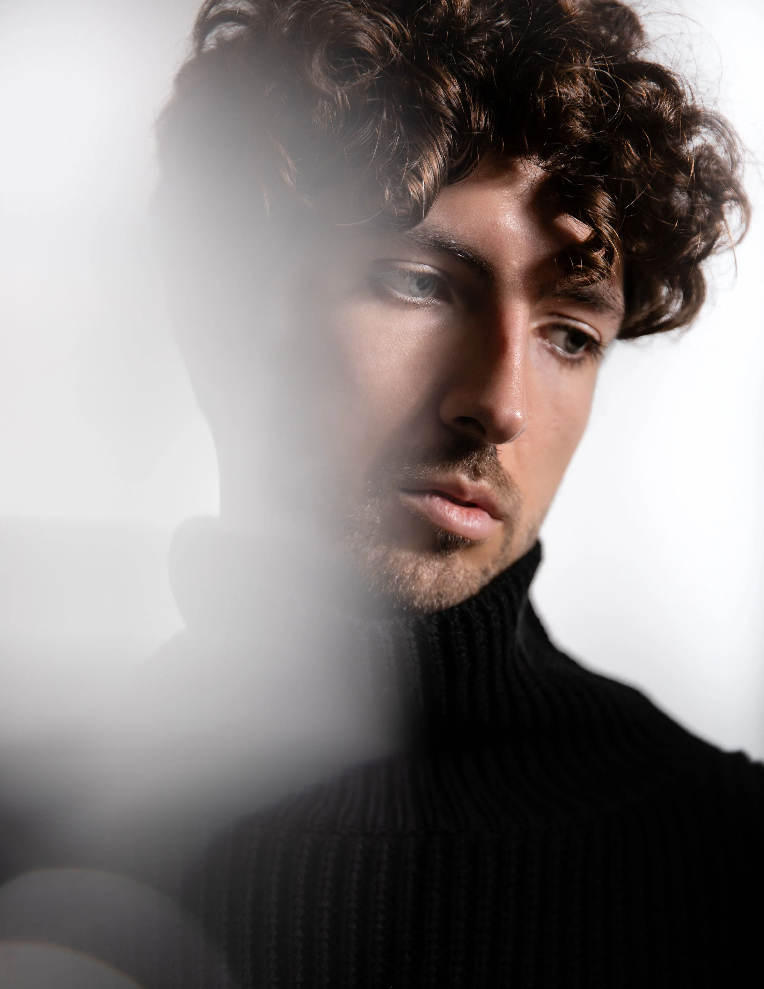 Photographer: Simone Gernhardt Wardrobe Stylist/Male Model: Victor Peterszegi Lens Brand Used: Lensbaby Via:@officalkavyar