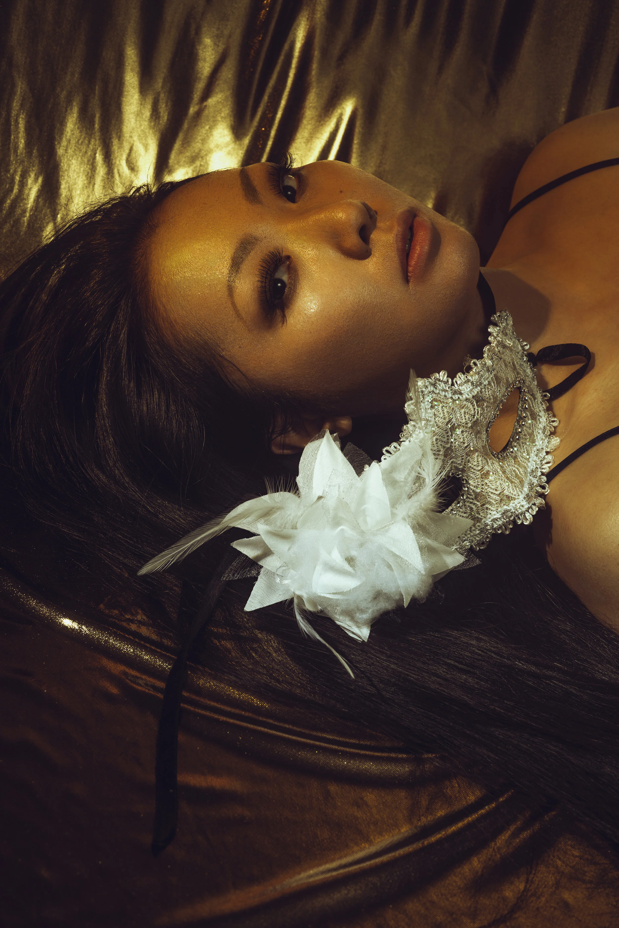 Photographer: Levin Lee Female Model: Fung Lee Via:@officalkavyar