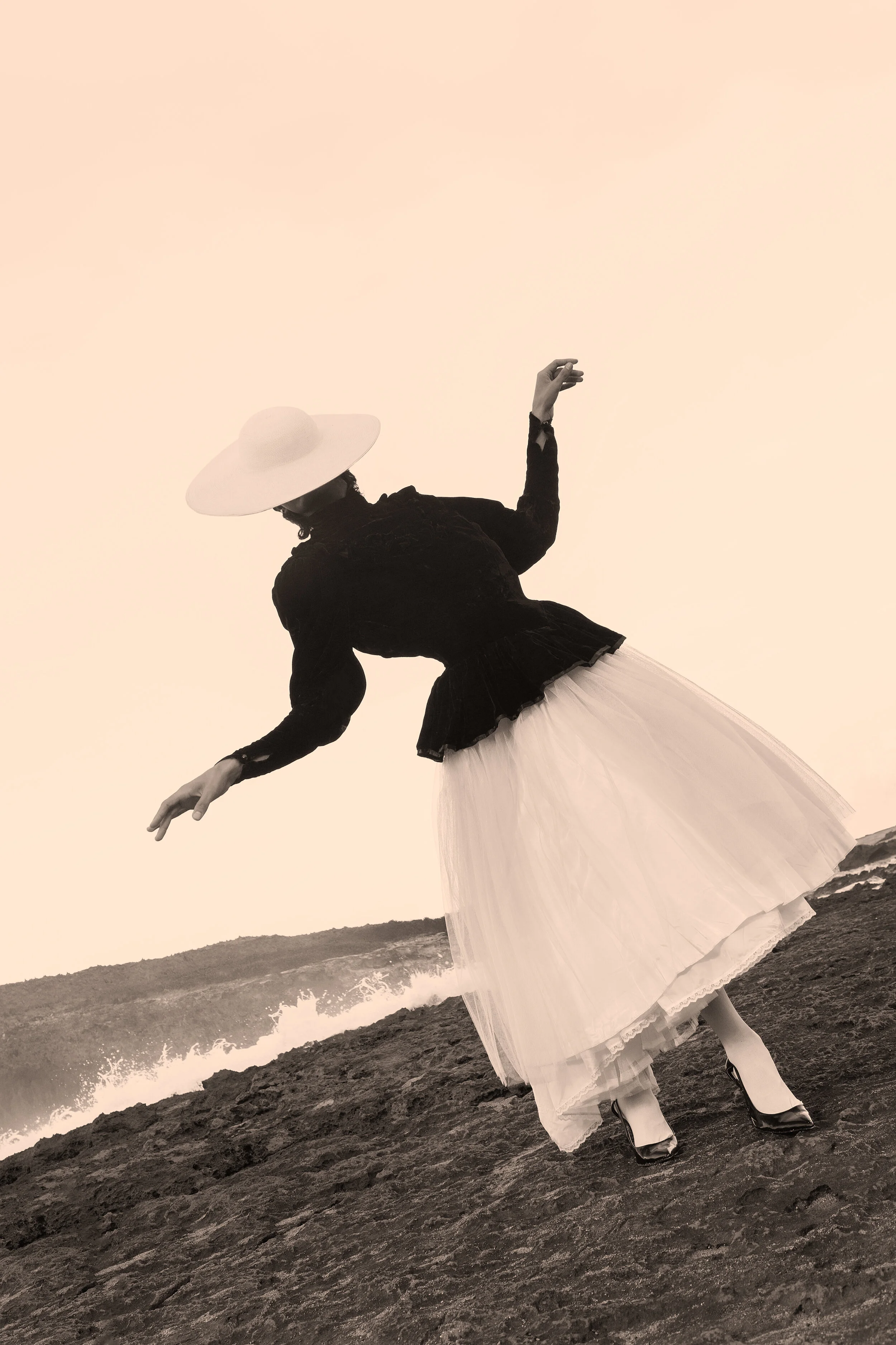 Wardrobe Stylist/Creative Director/Photographer/Retoucher: Ricardo Lara Muñoz Model/Makeup Artist/Hair Stylist: Aldrin M. Cañals Pérez Wardrobe Stylist: Paola Vázquez Assistant: Rut M. García Alverio Assistant: Sebastián A. Román Gómez