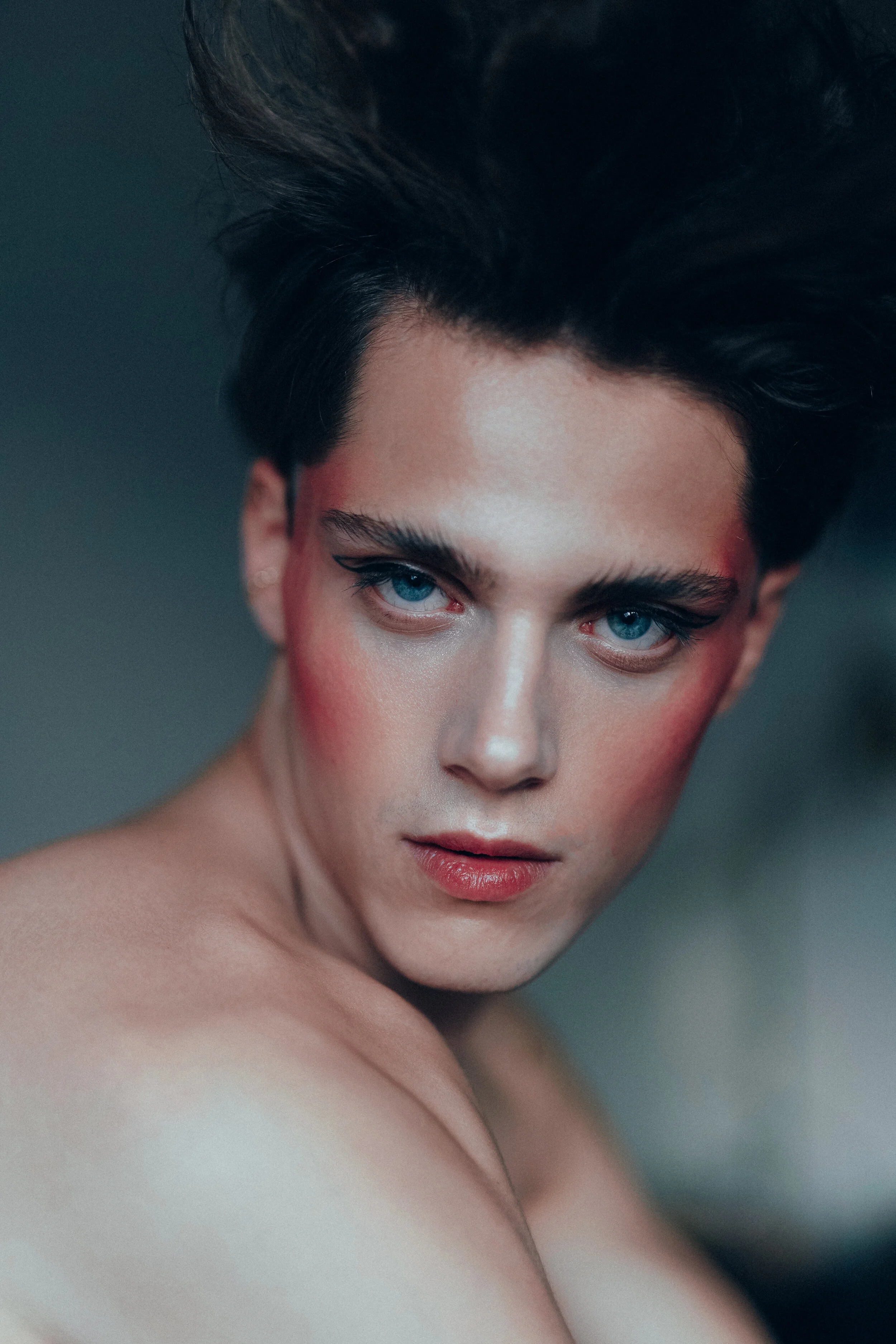 Photographer: Sébastien Marchand Model: Sylvain Sencier @Enjoy Model Hair Stylist: Tessa Hamani Makeup Artist: Allimakeup Wardrobe Credits: Earings : Asos