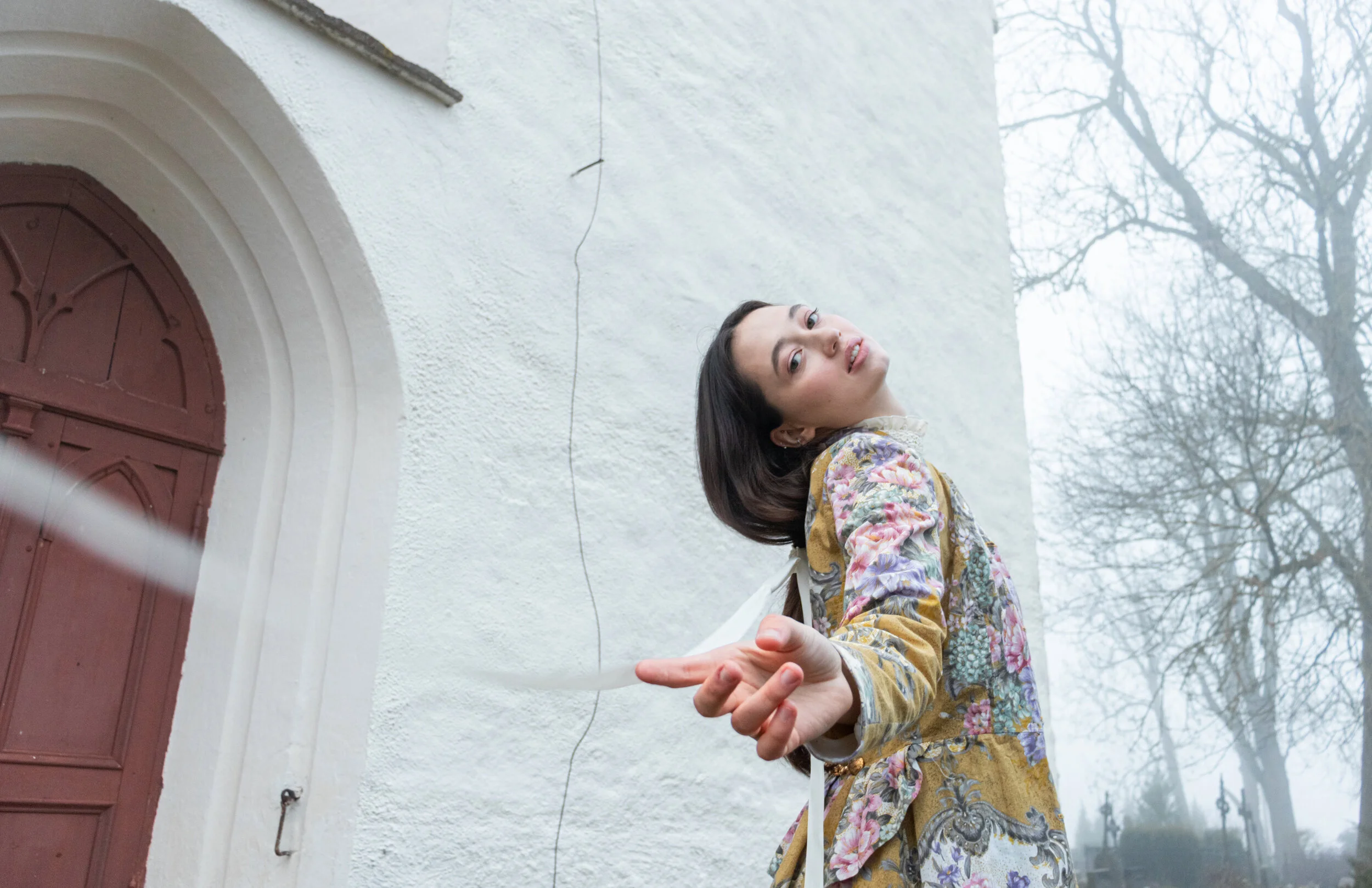 Photographer: Viktoria Sipilova Model: Elina Tapilina Makeup Artist: Jekaterina Dragunov Wardrobe Credits: All clothes from Humana Vintage Estonia