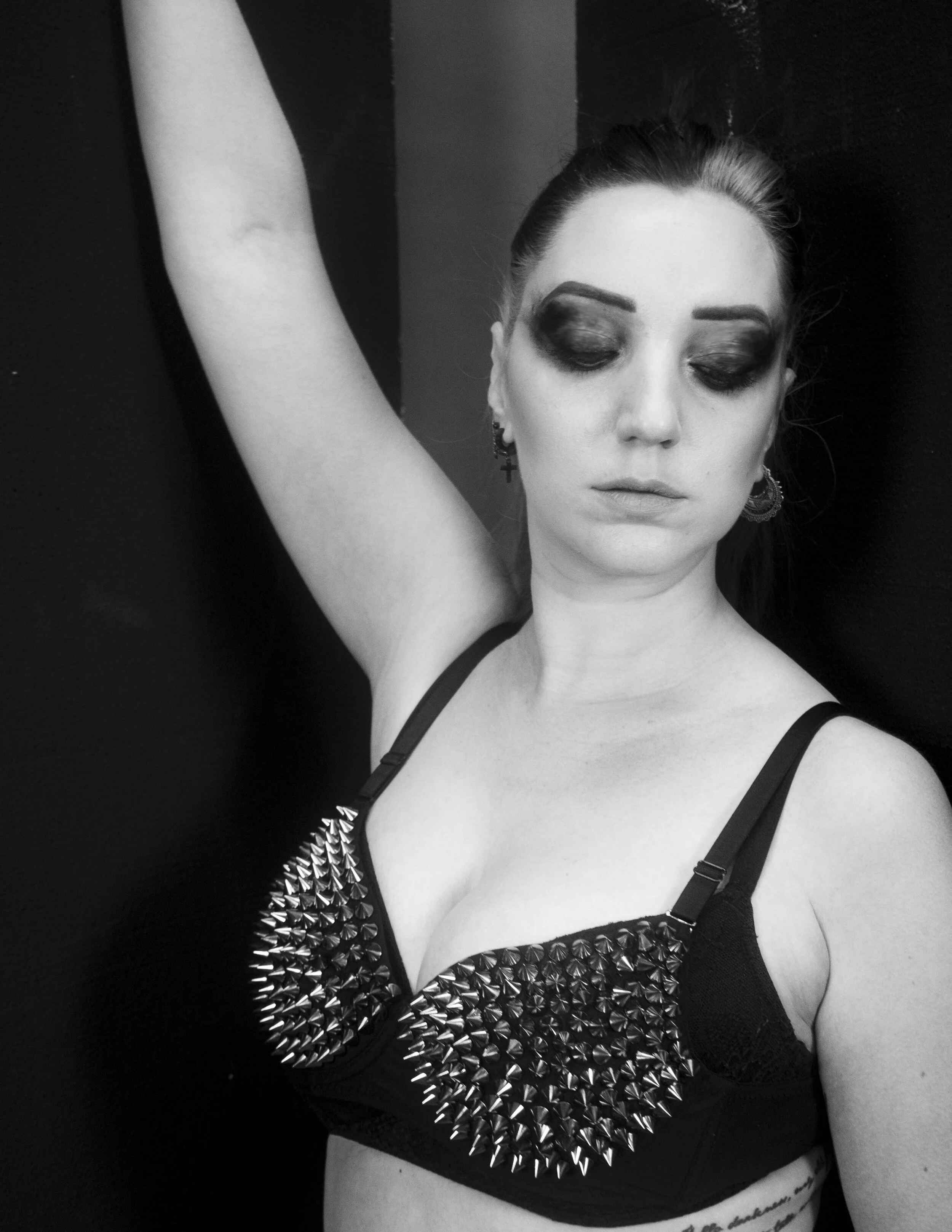Photographer: Emilie Volatild Model/Makeup Artist: Giada Rusmini Creative Director: Ilaria Iacoviello Fashion Designer: Alice Notaristefano