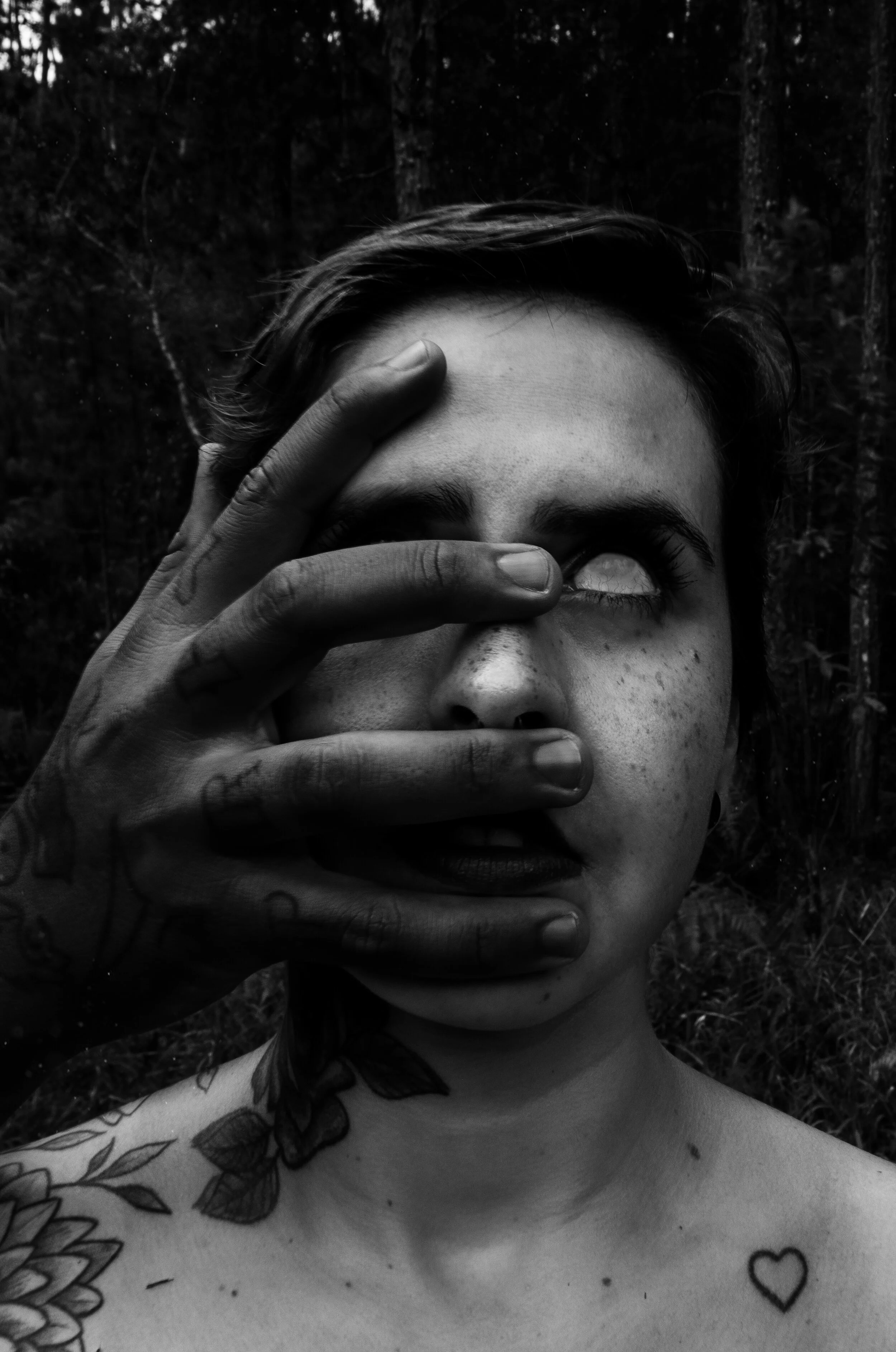 Photographer: Thuanny Gantuss Female Model: Monica