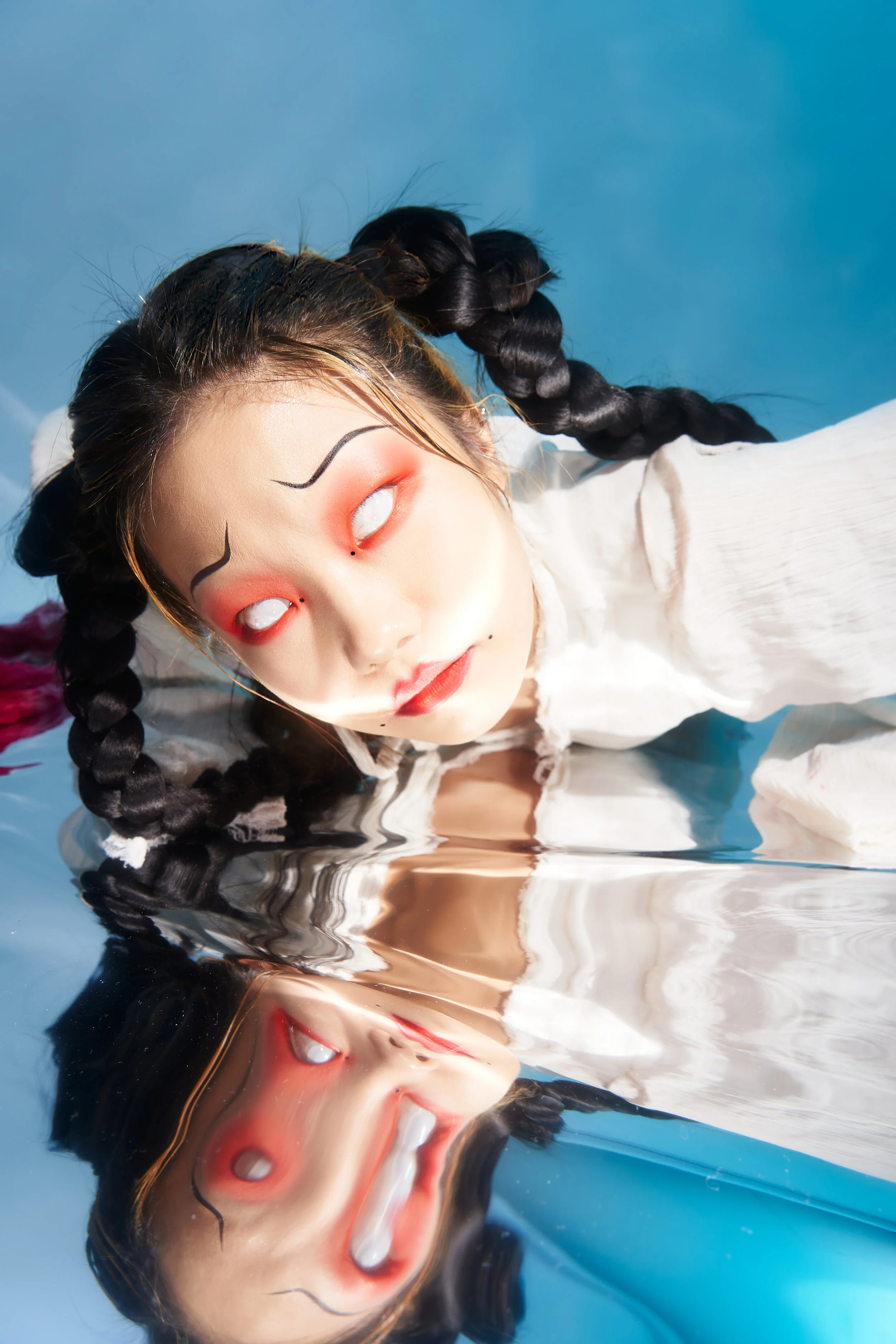 Photographer: Alex Lv Female Model/Fashion Designer/Makeup Artist/Hair Stylist: Jiaxuan Li