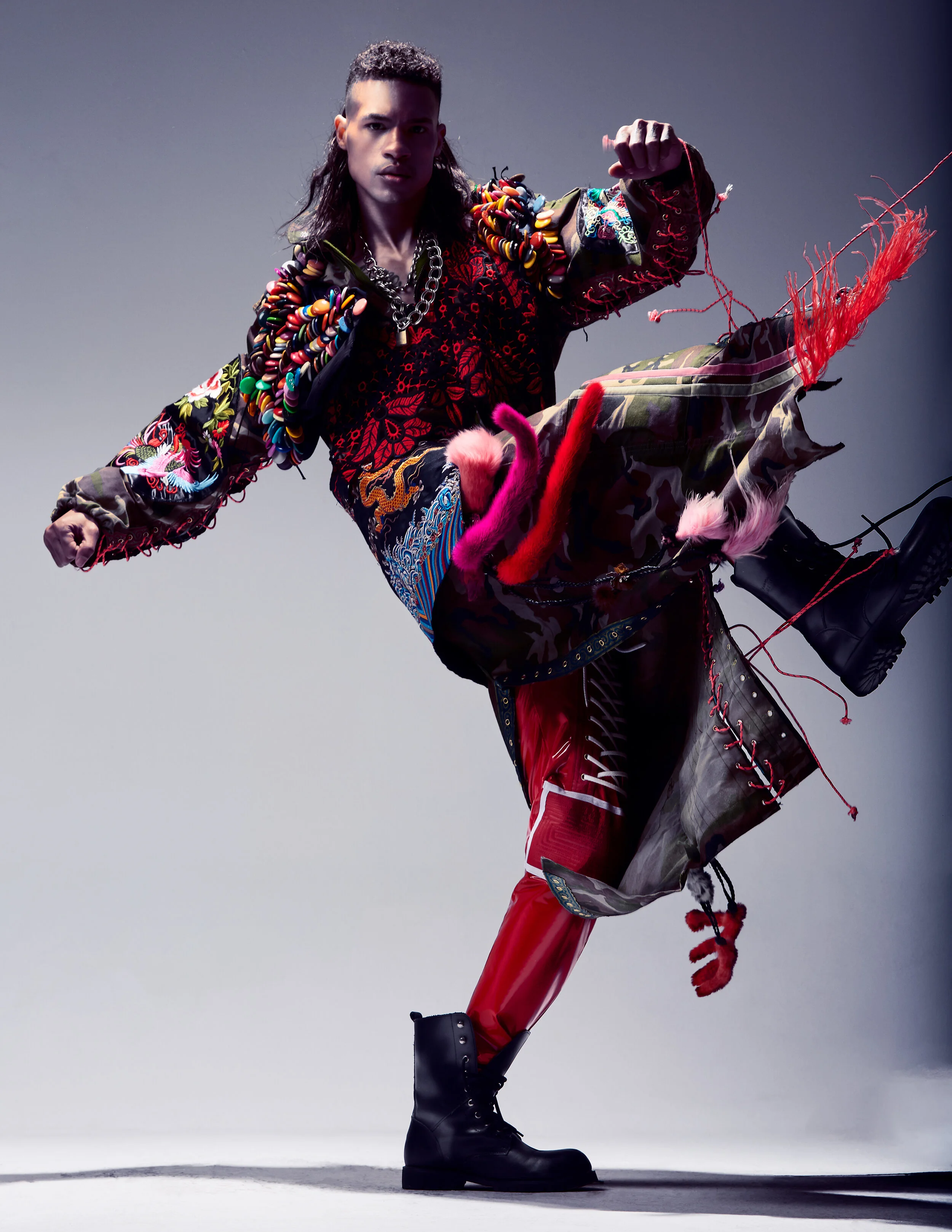 Photographer: Boris Edrosa González Makeup Artist: Laura del Muro Wardrobe Stylist/Fashion Designer: It-Spain Assistant: Pablo Pérez Model: Dayron Arias @youmodelsmngt Wardrobe Credits: It-Spain