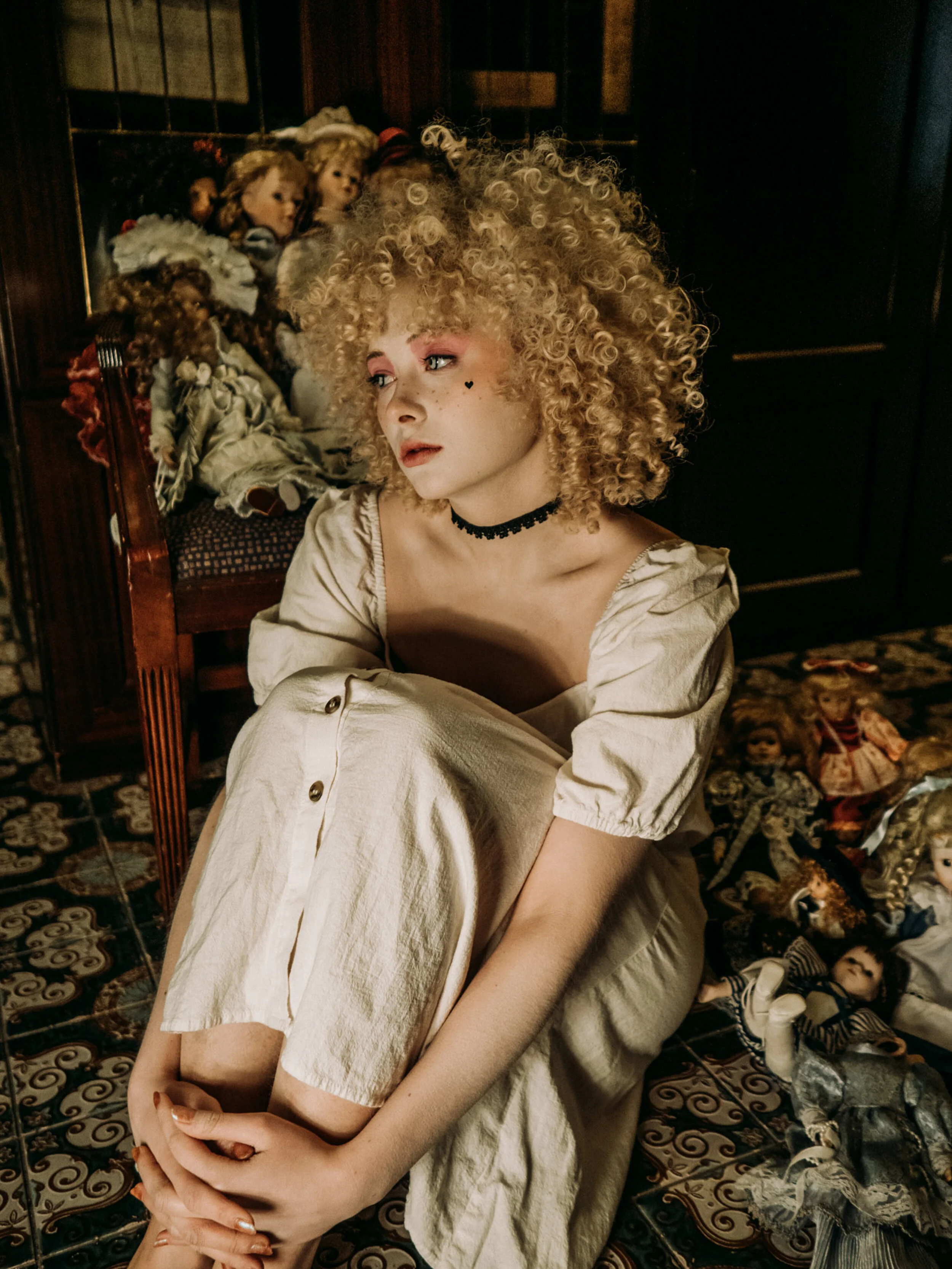 Photographer: Izabella Borycka Model: Malgorzata Golaszewska Makeup Artist: Dagbjört Arthursdóttir