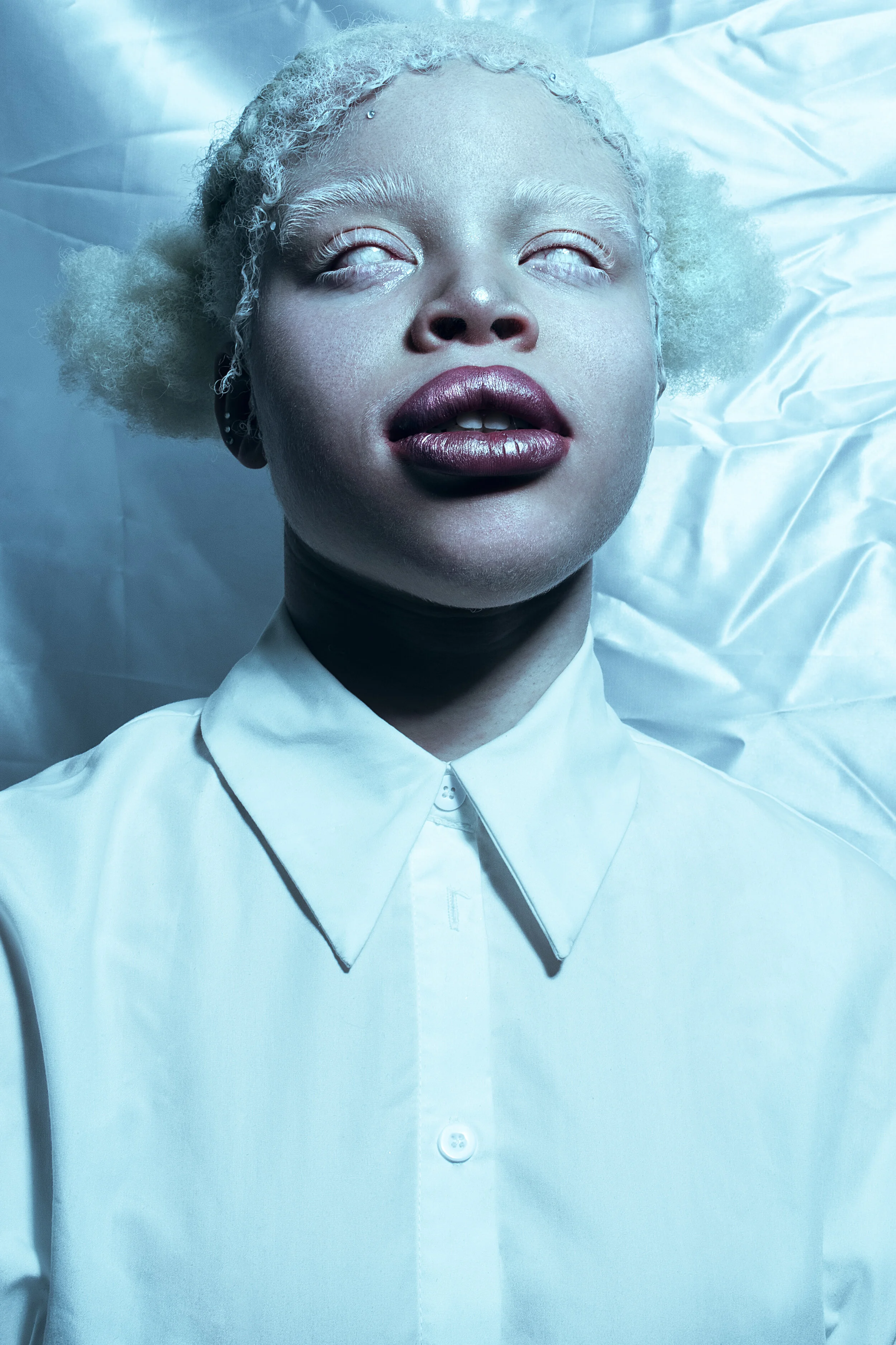 Photographer: Florine Vialle Female Model: Reine Etalle Makeup Artist: Francisca