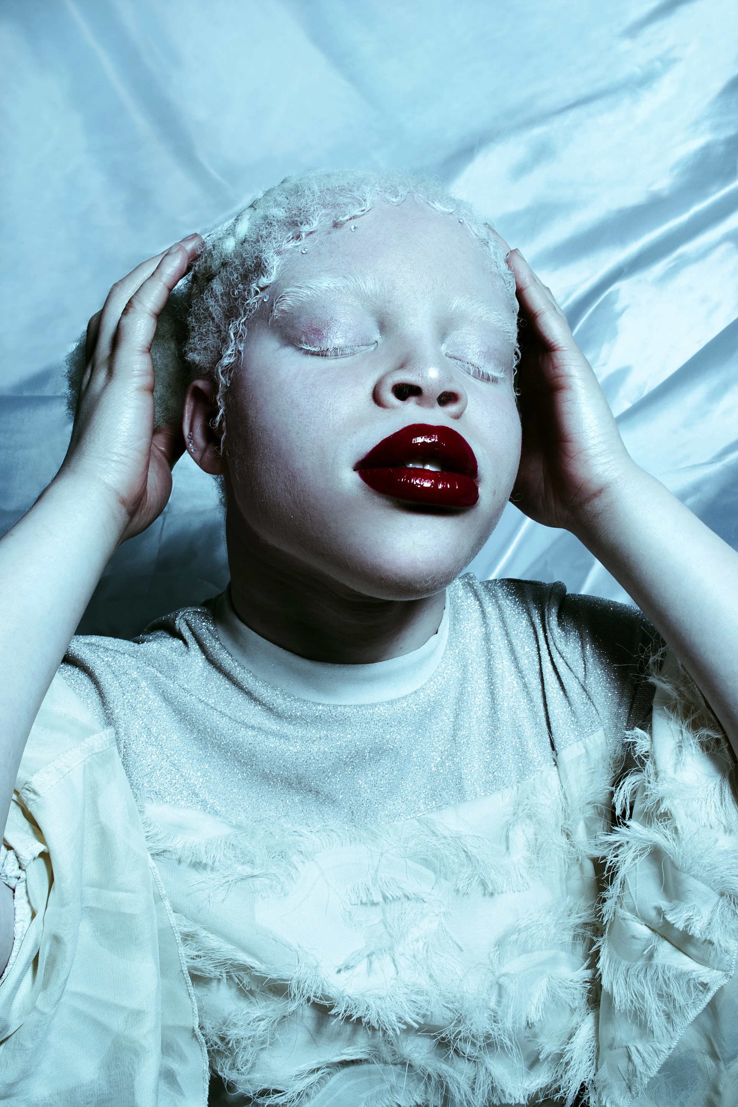 Photographer: Florine Vialle Female Model: Reine Etalle Makeup Artist: Francisca