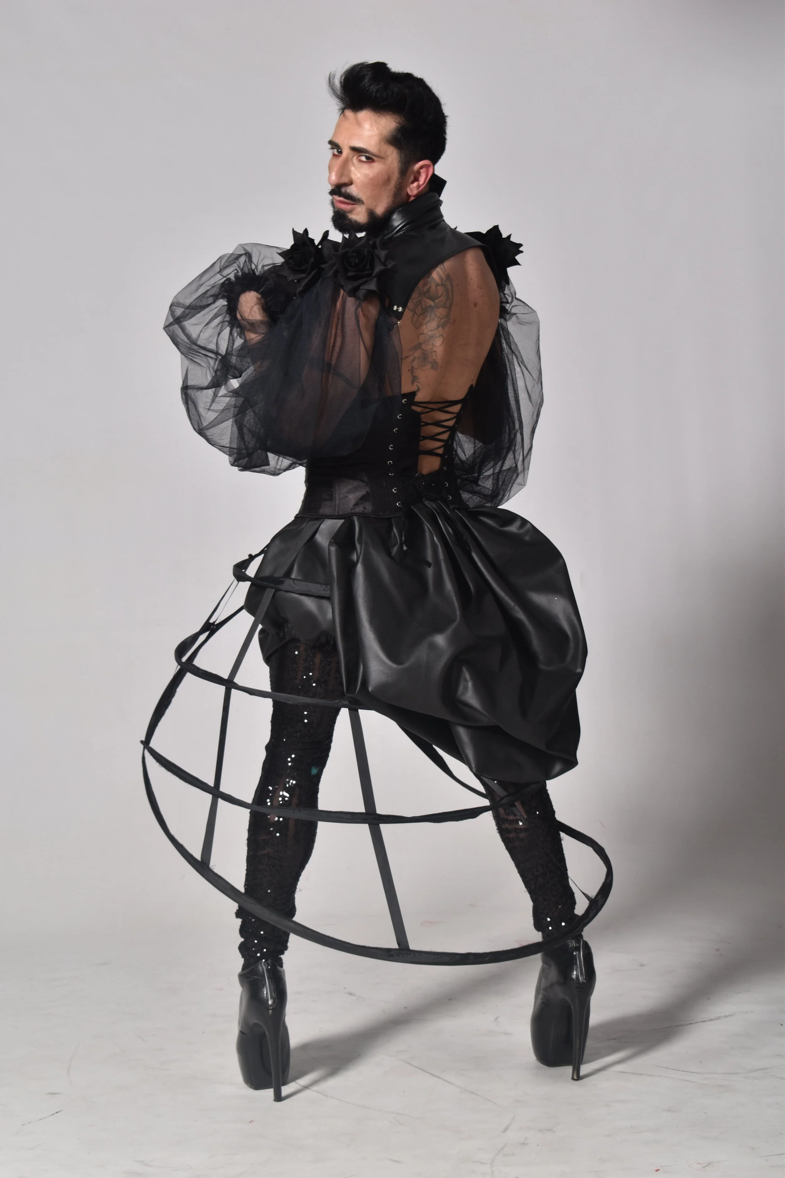 Fashion Designer: Jose Carlos Fernandez Morales Photographer: Roberto Guimaraes Fróes Makeup Artist: Mayte Pascual Porter Model: Mright7777